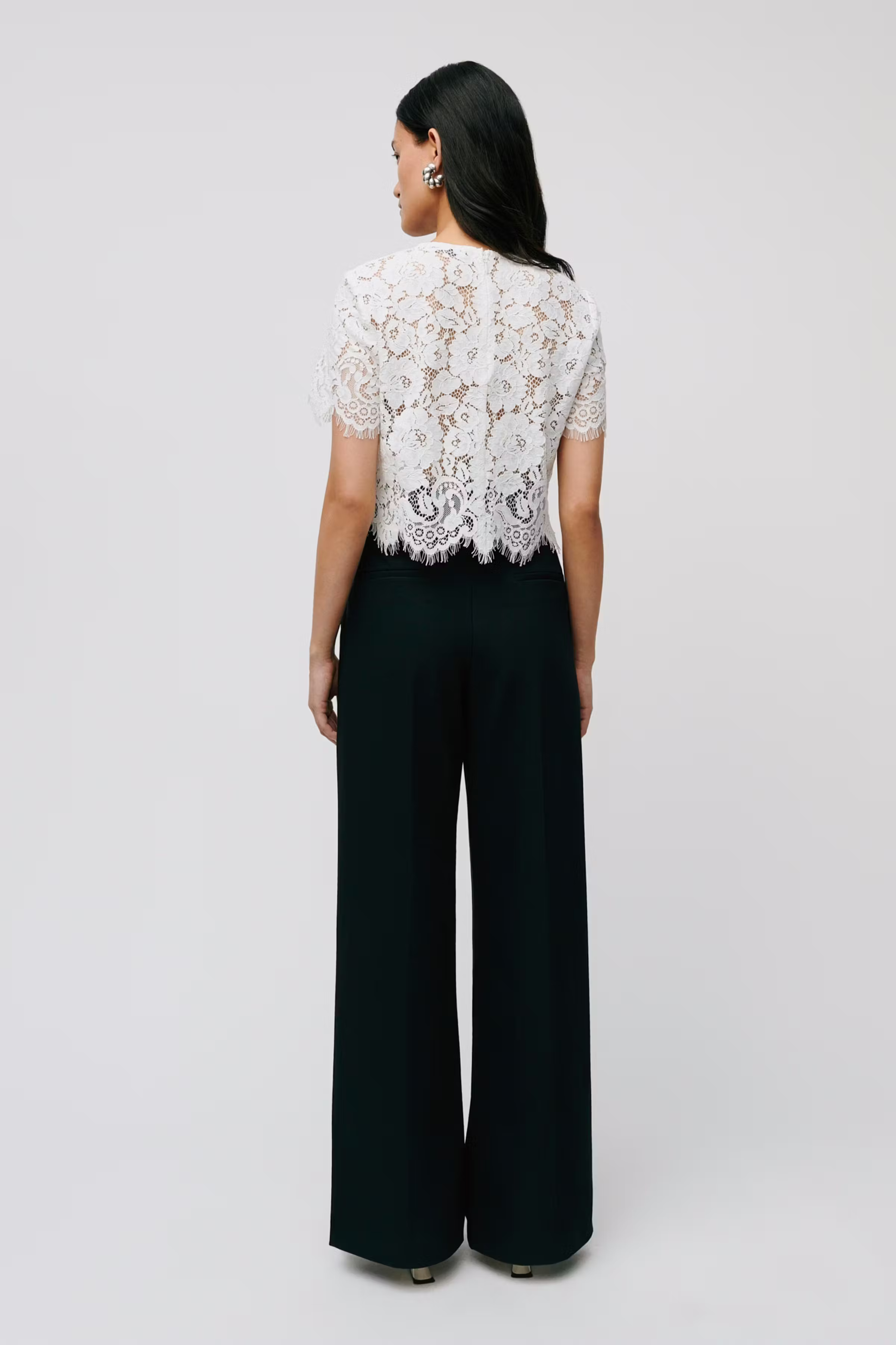 TRACEY Top LOOKBOOK BACK 30600444-WH010