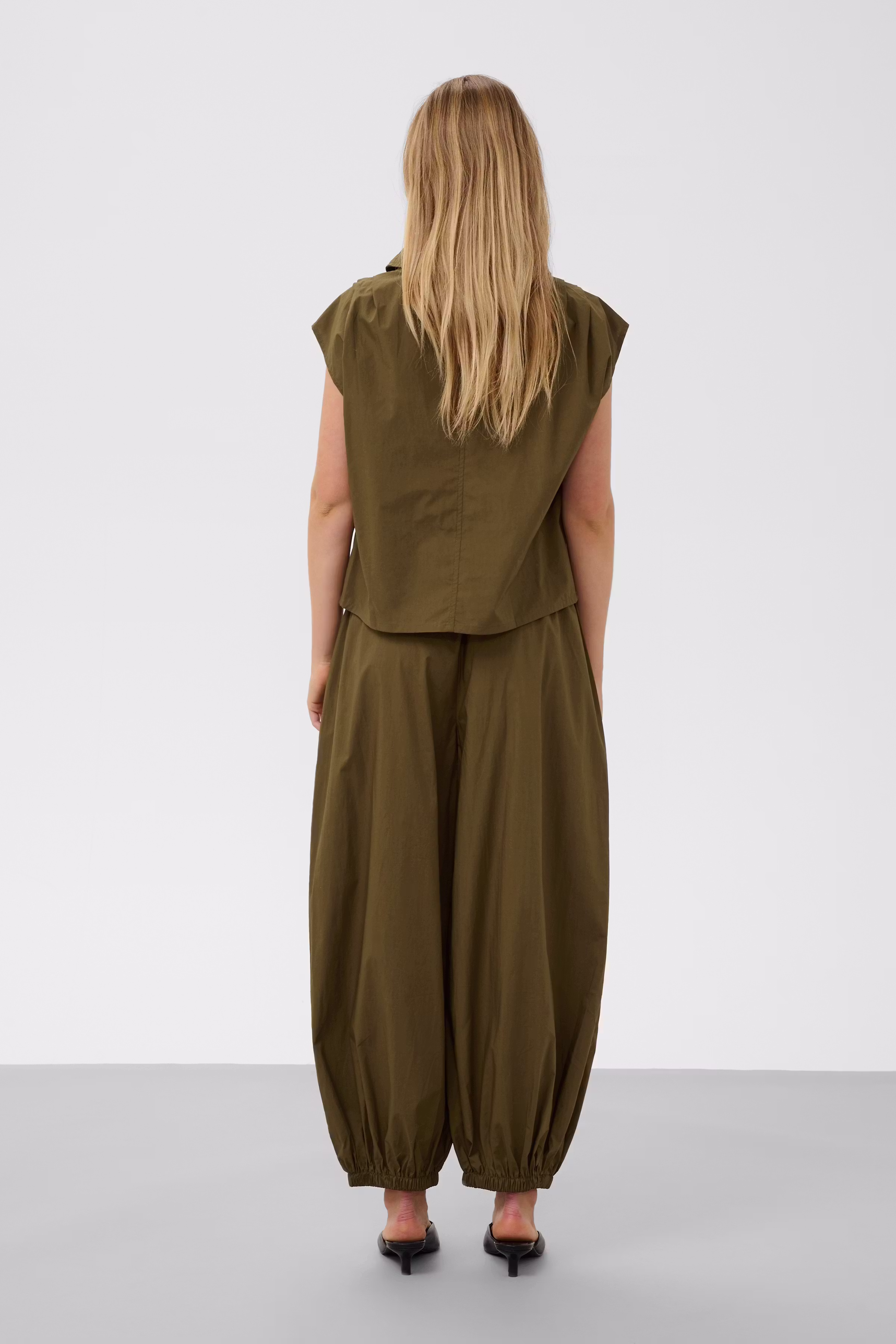 SLMolopo Blouse LOOKBOOK BACK 30409343-190618