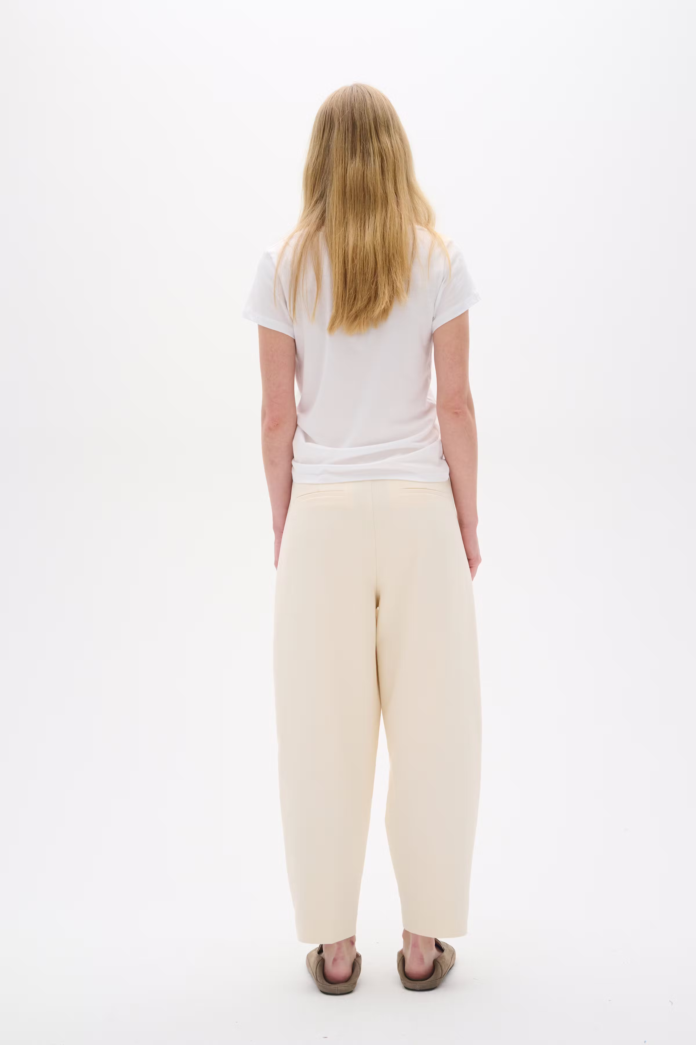 RenaIW T-shirt LOOKBOOK BACK 30100789-10090