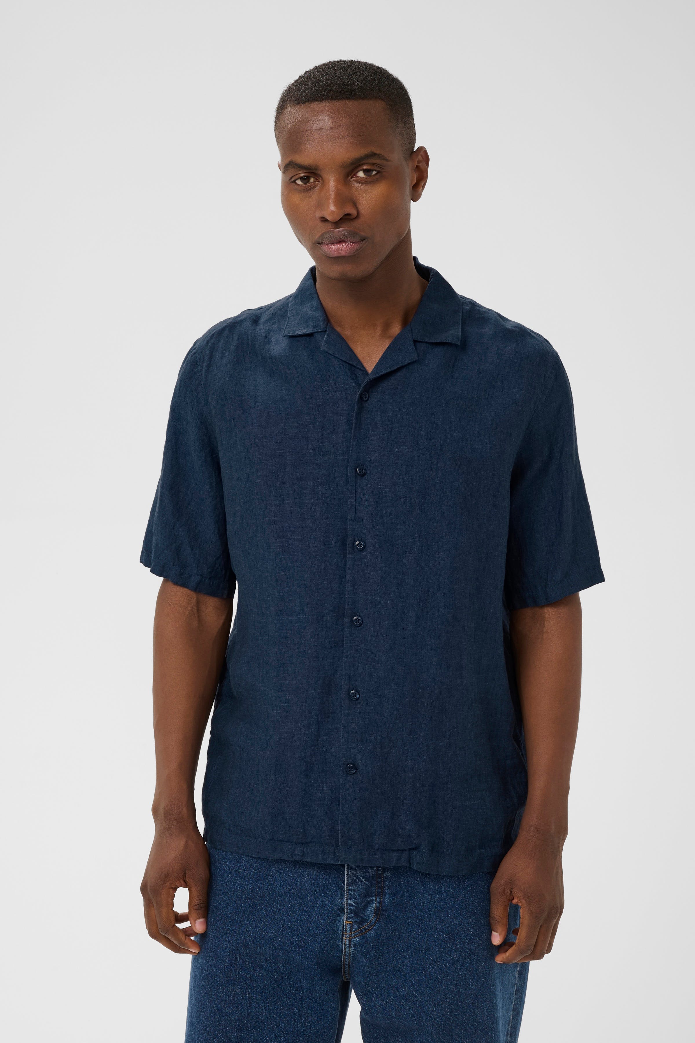 MAklampo Shirt LOOKBOOK FRONT 30208075-194011