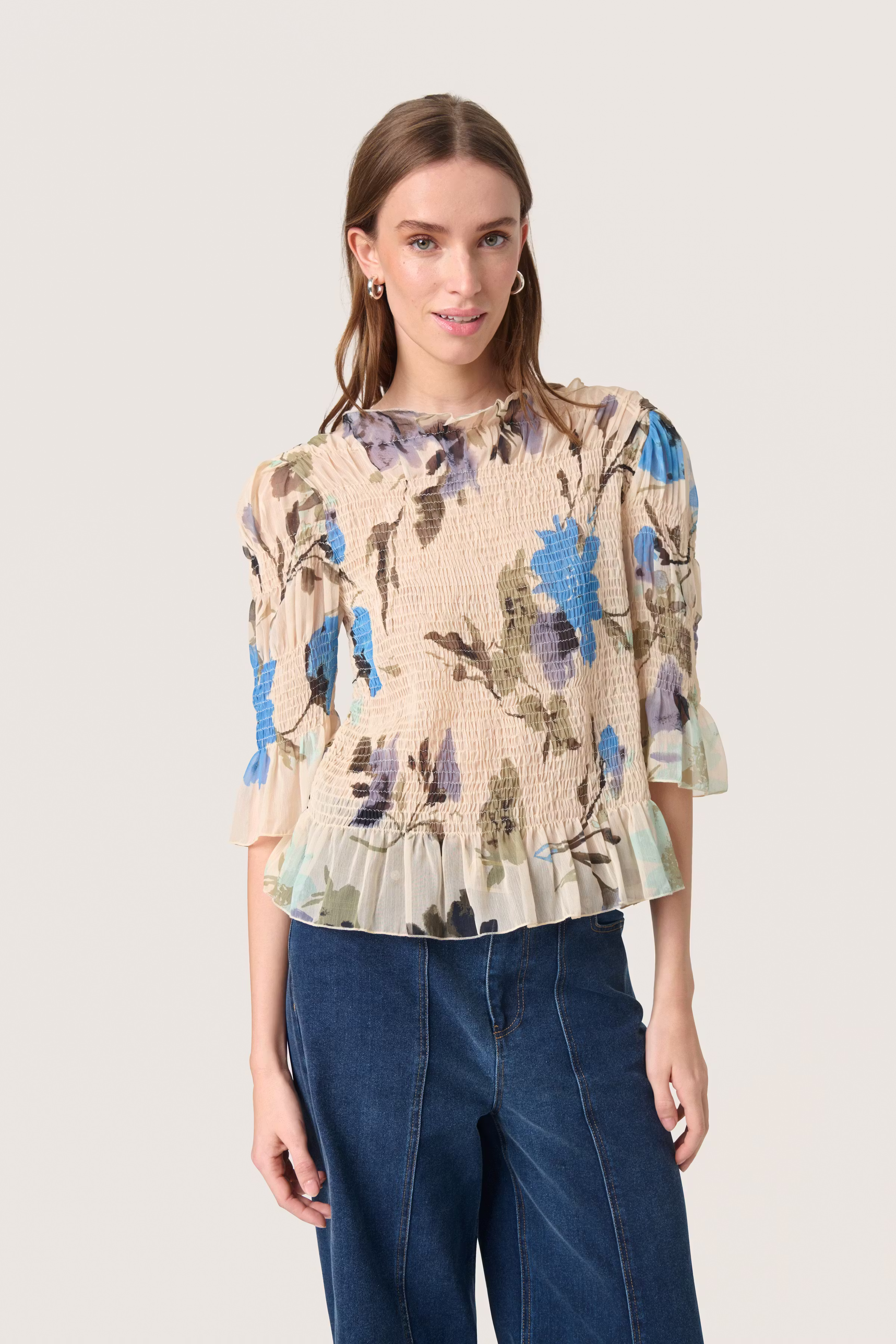 SLAnaya Bluse LOOKBOOK FRONT 30408436-303945