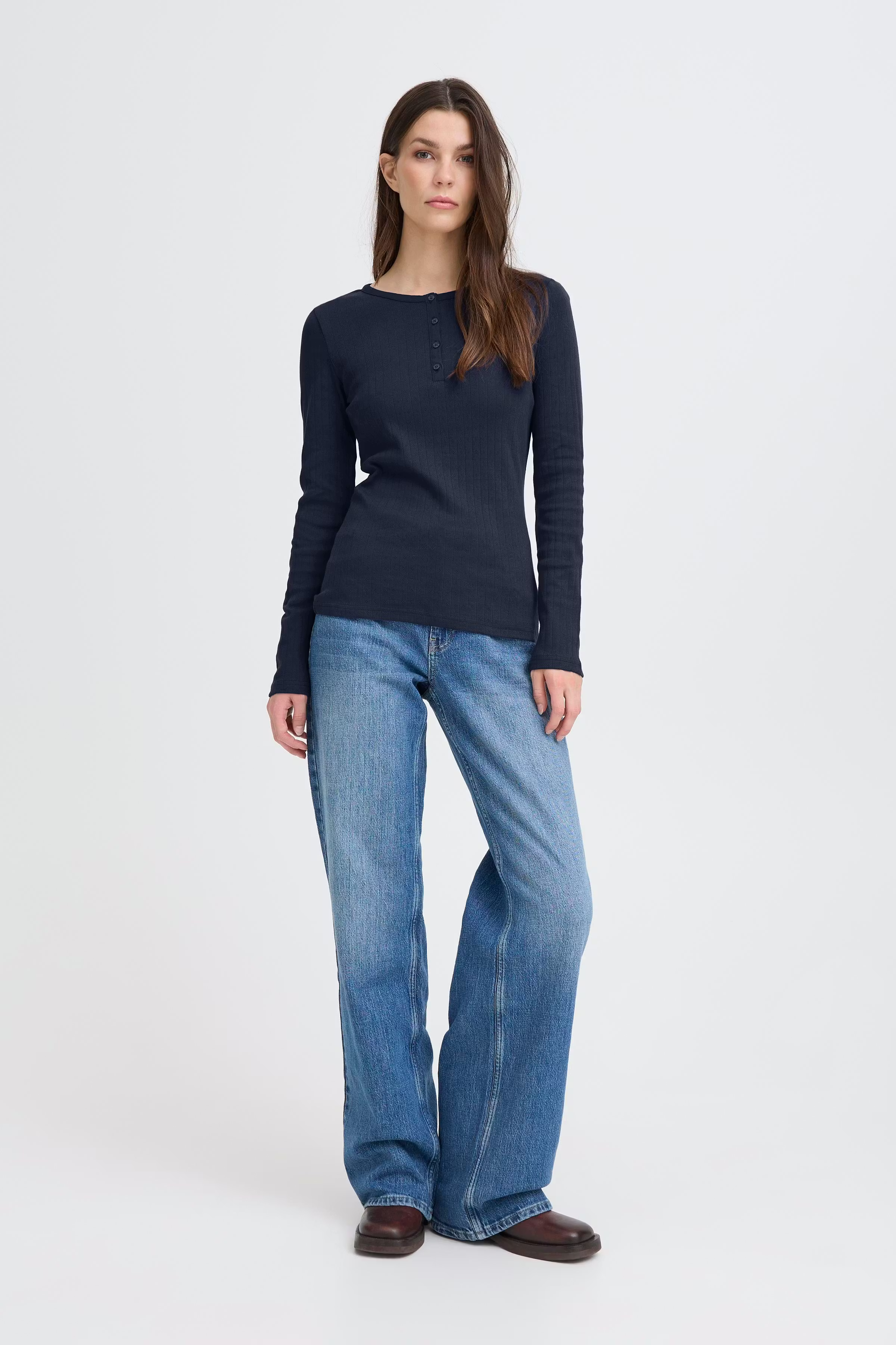 PZLISA T-shirt LOOKBOOK FRONT 50209248-194020