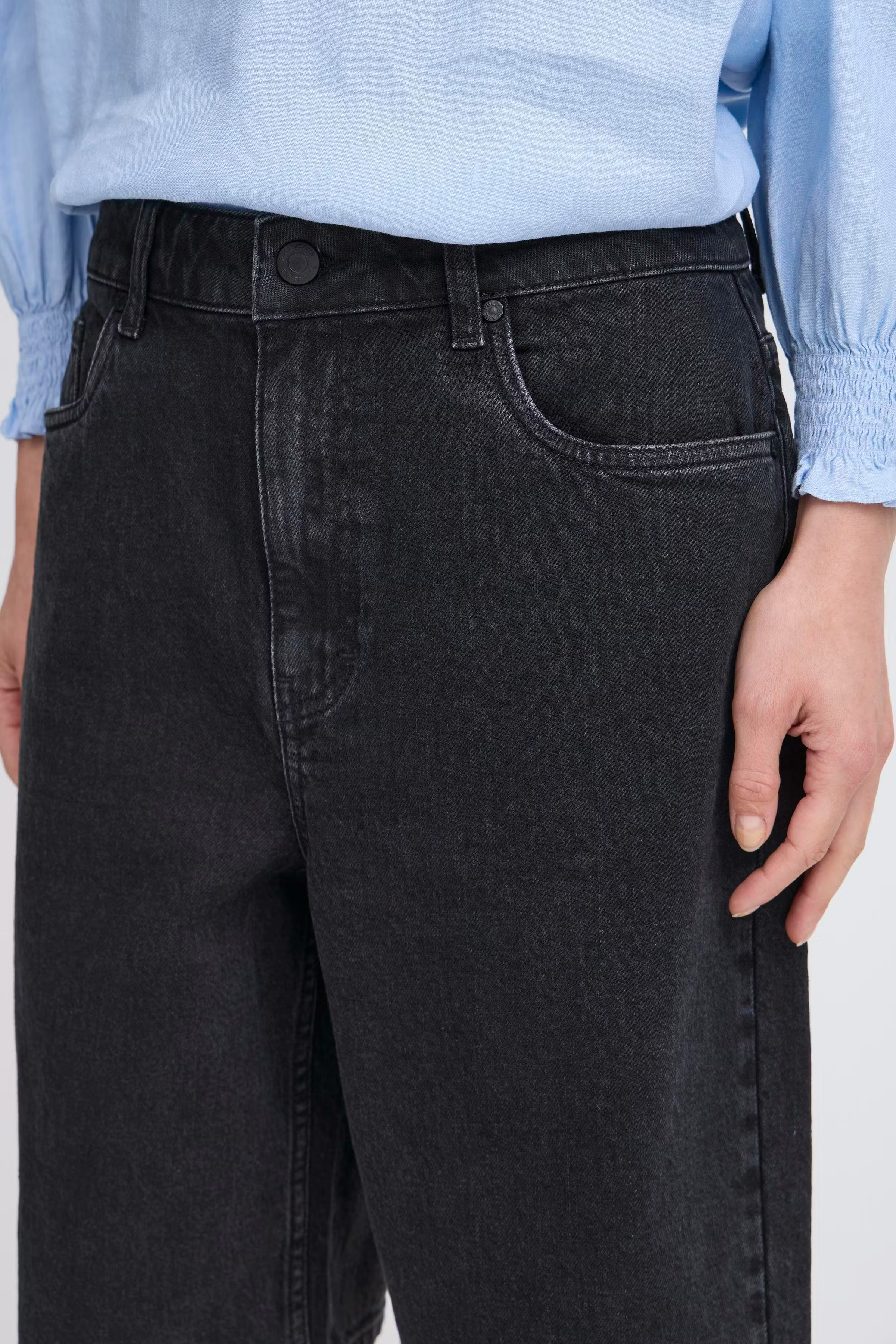 PZBRENDA Shorts LOOKBOOK DETAIL 50209155-200004