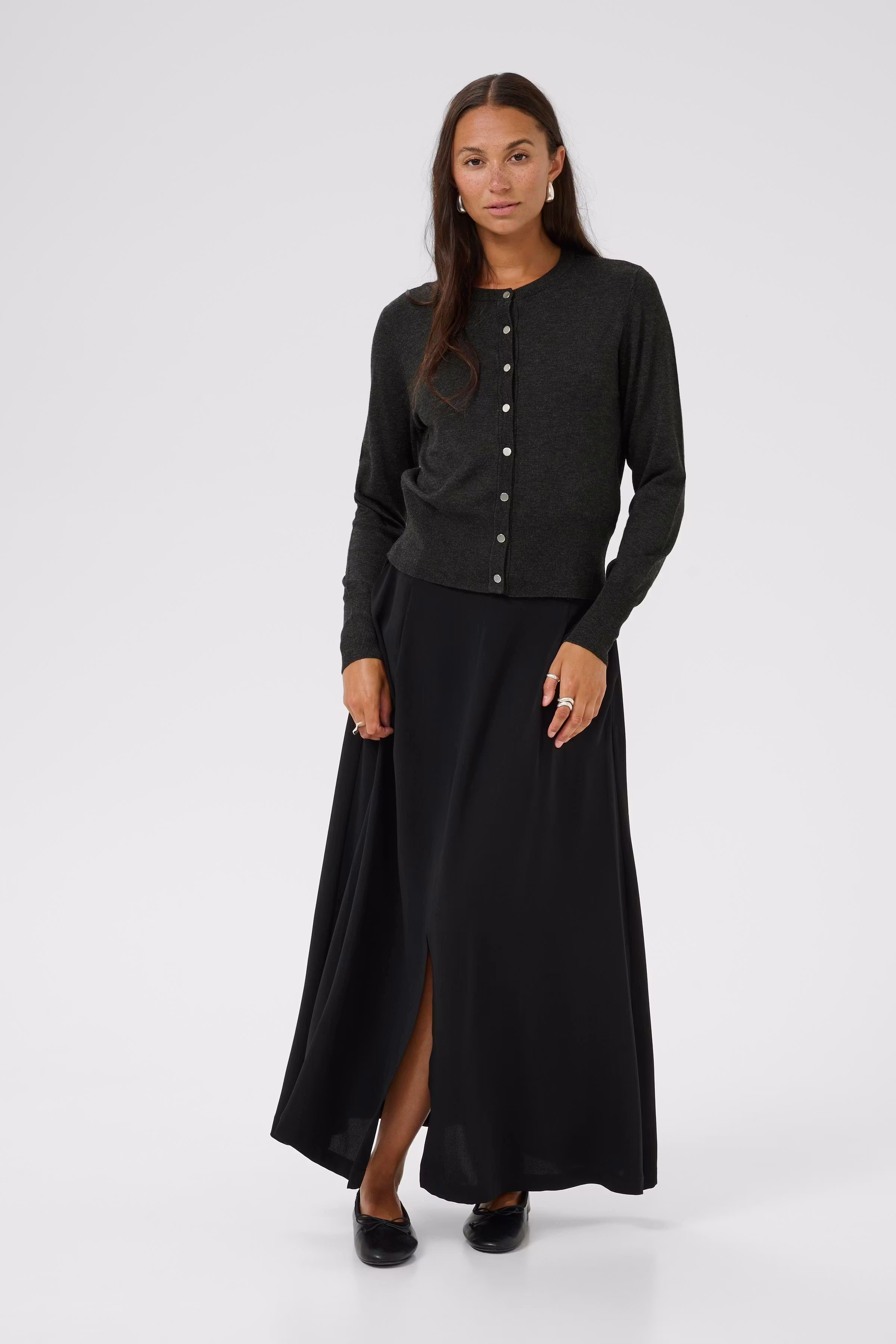 KAlizza Cardigan LOOKBOOK FRONT 10511061-100125