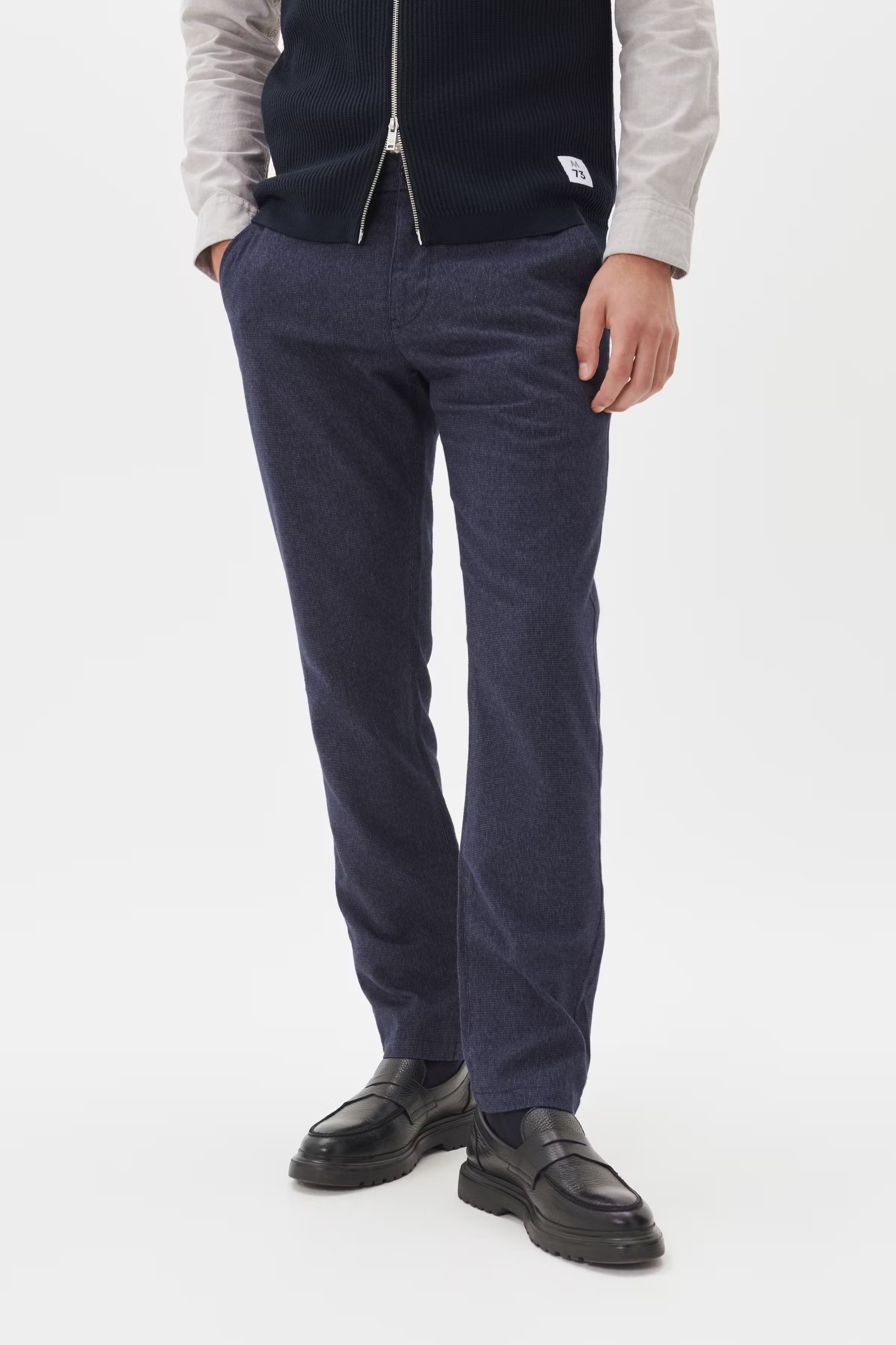 MAparker Hose LOOKBOOK FRONT 30207462-194011