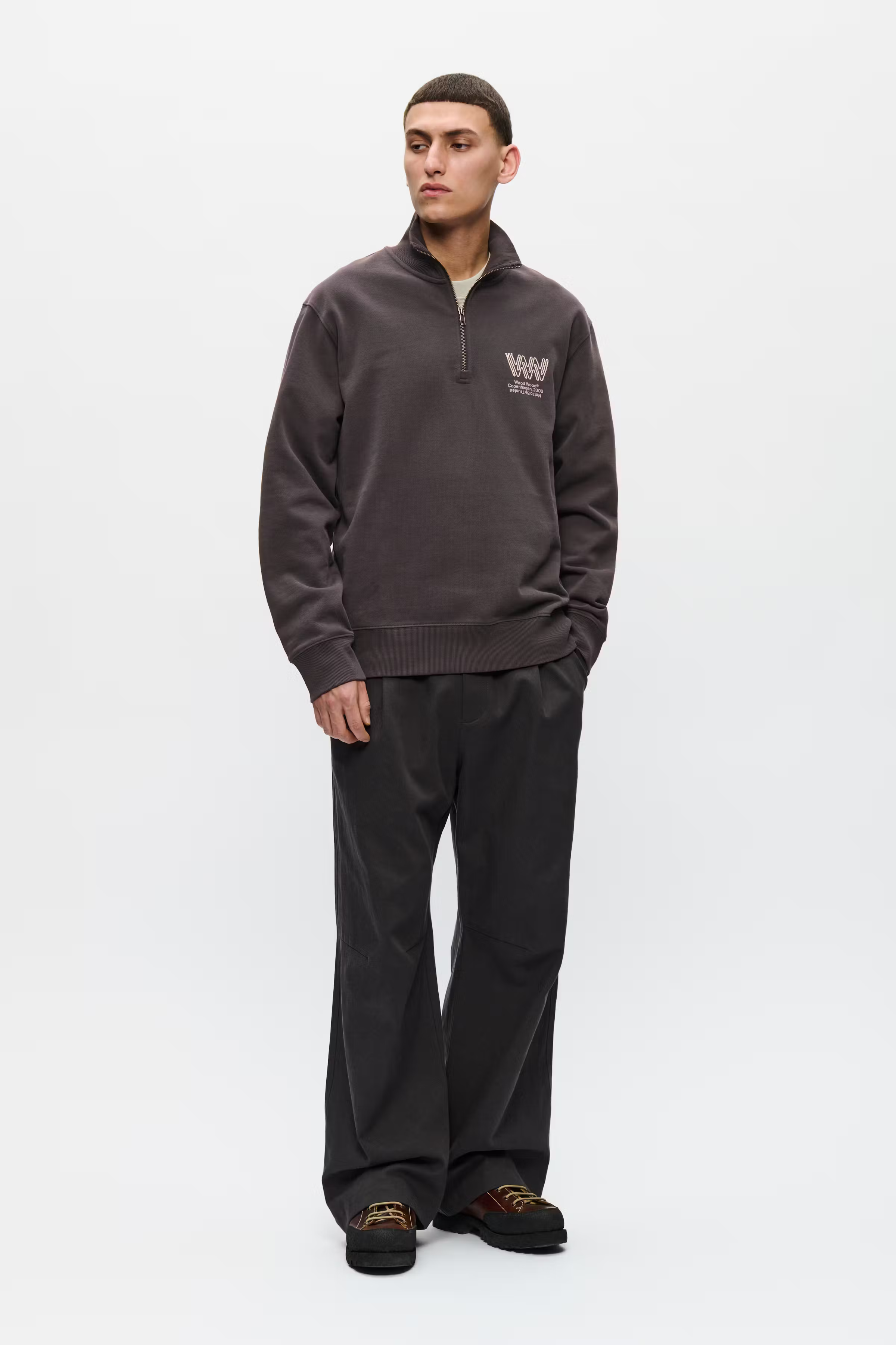 WWJack Sweatshirt LOOKBOOK FRONT 30251577-194406