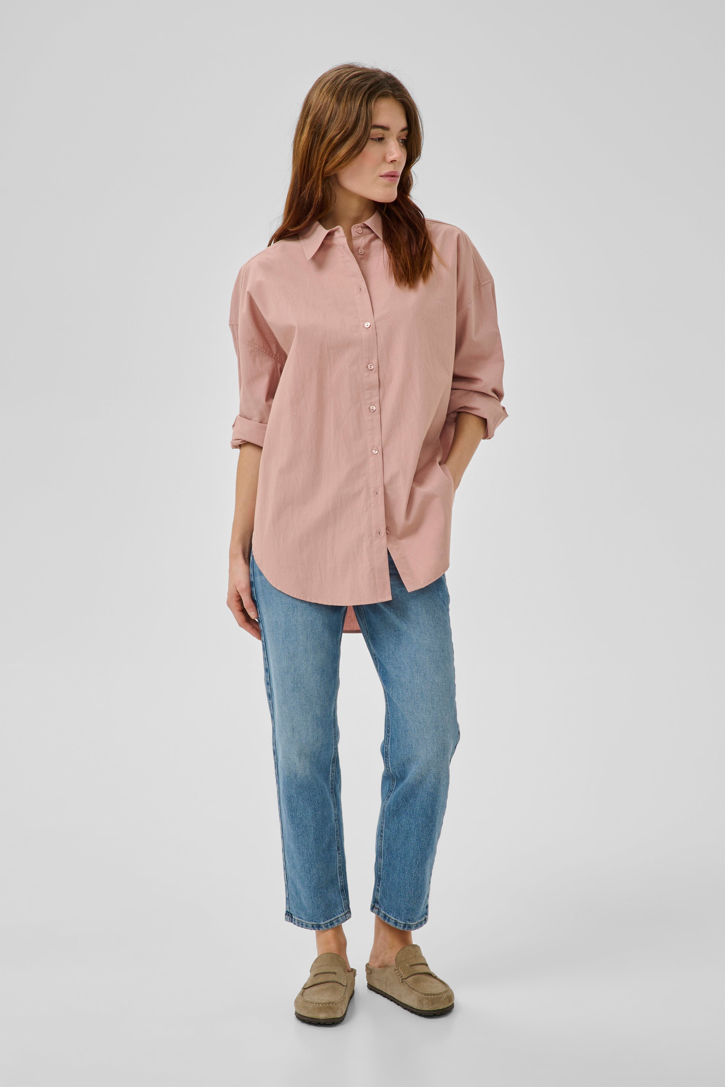 SunnaMW Boxy Overhemd LOOKBOOK FRONT 10705021-161508