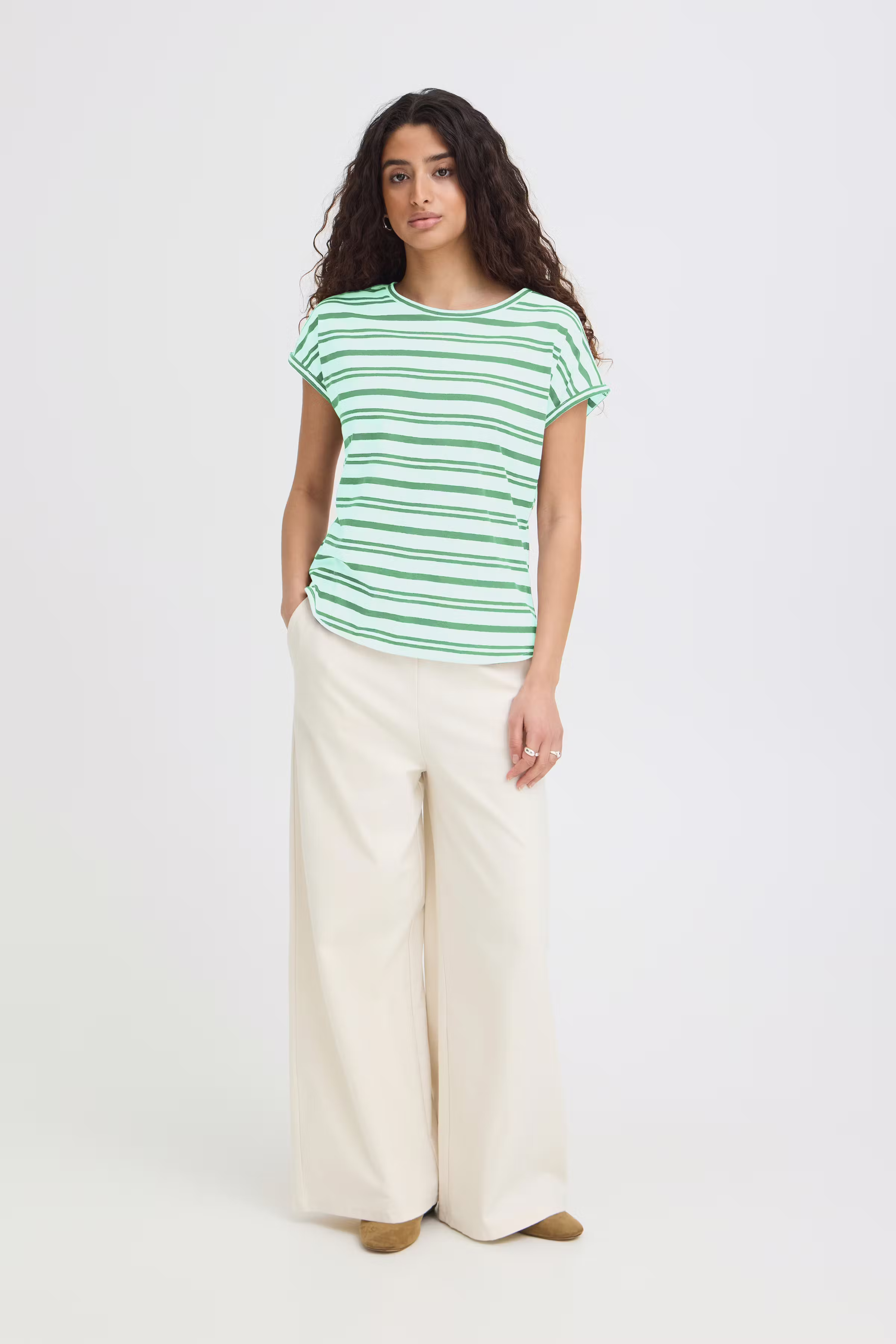 IHYULIETTA T-shirt LOOKBOOK FRONT 20122855-900005379