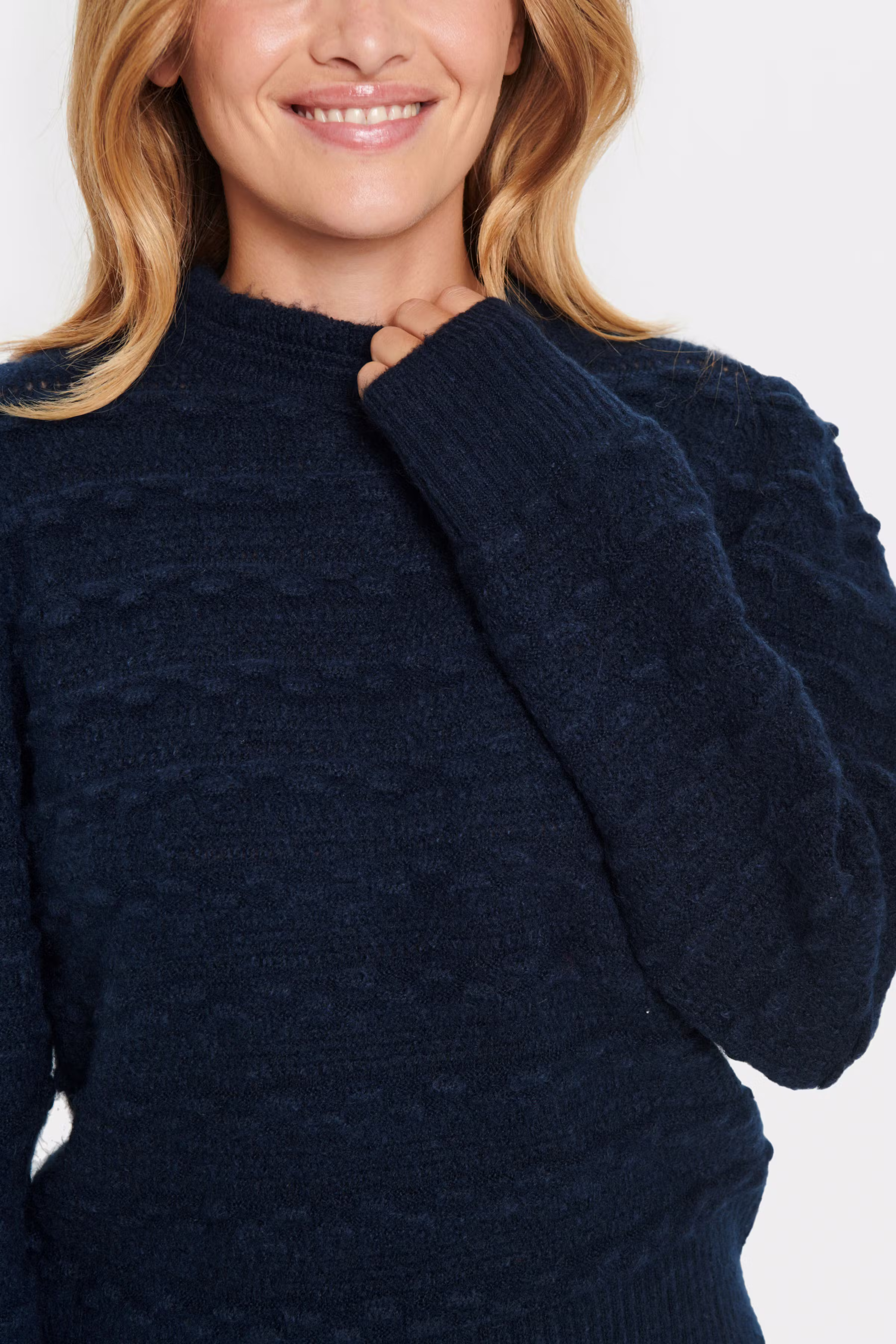 CoraliseSZ Pullover LOOKBOOK DETAIL 30513026-193924