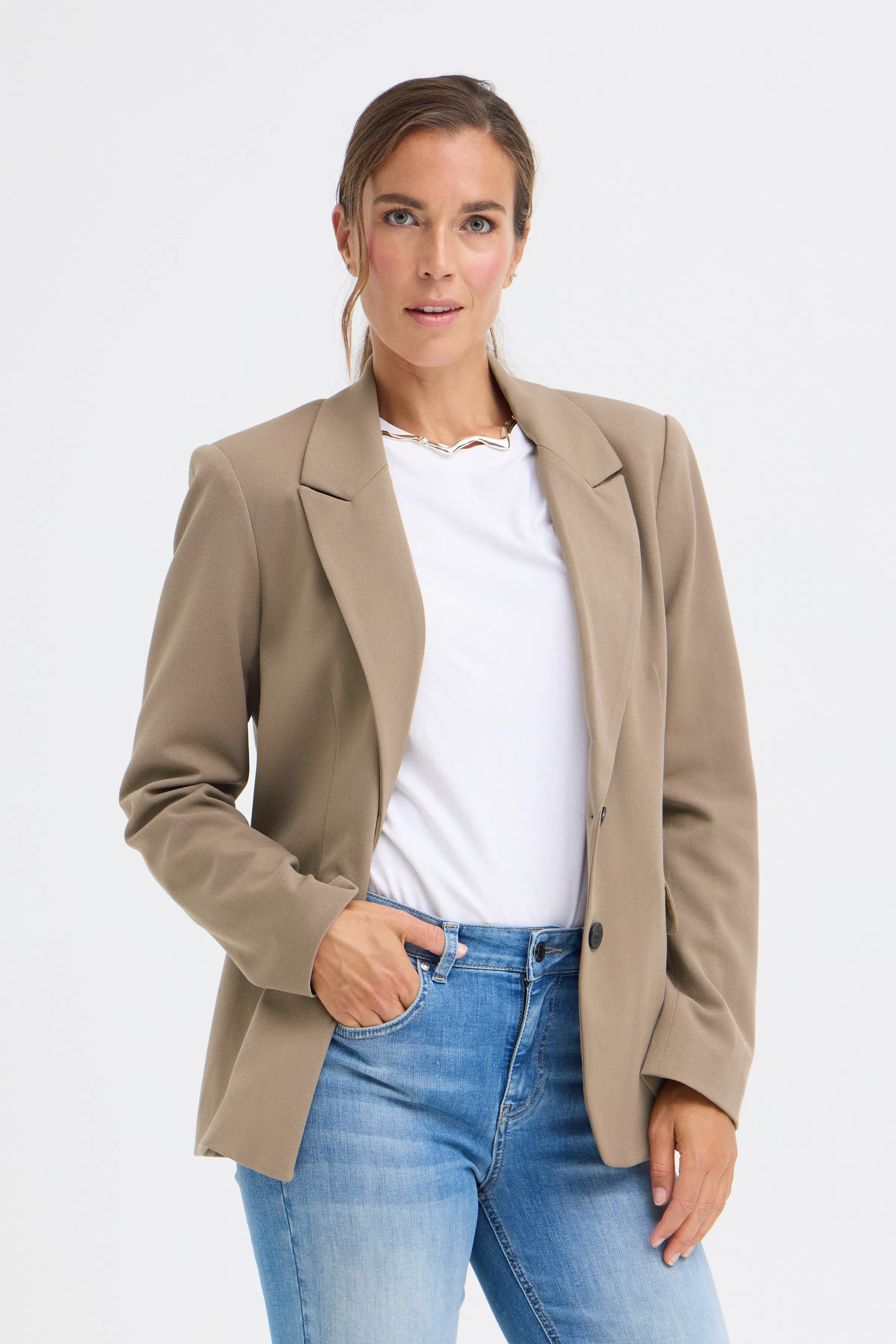 PZLEONORA Blazer LOOKBOOK FRONT 50211005-181112