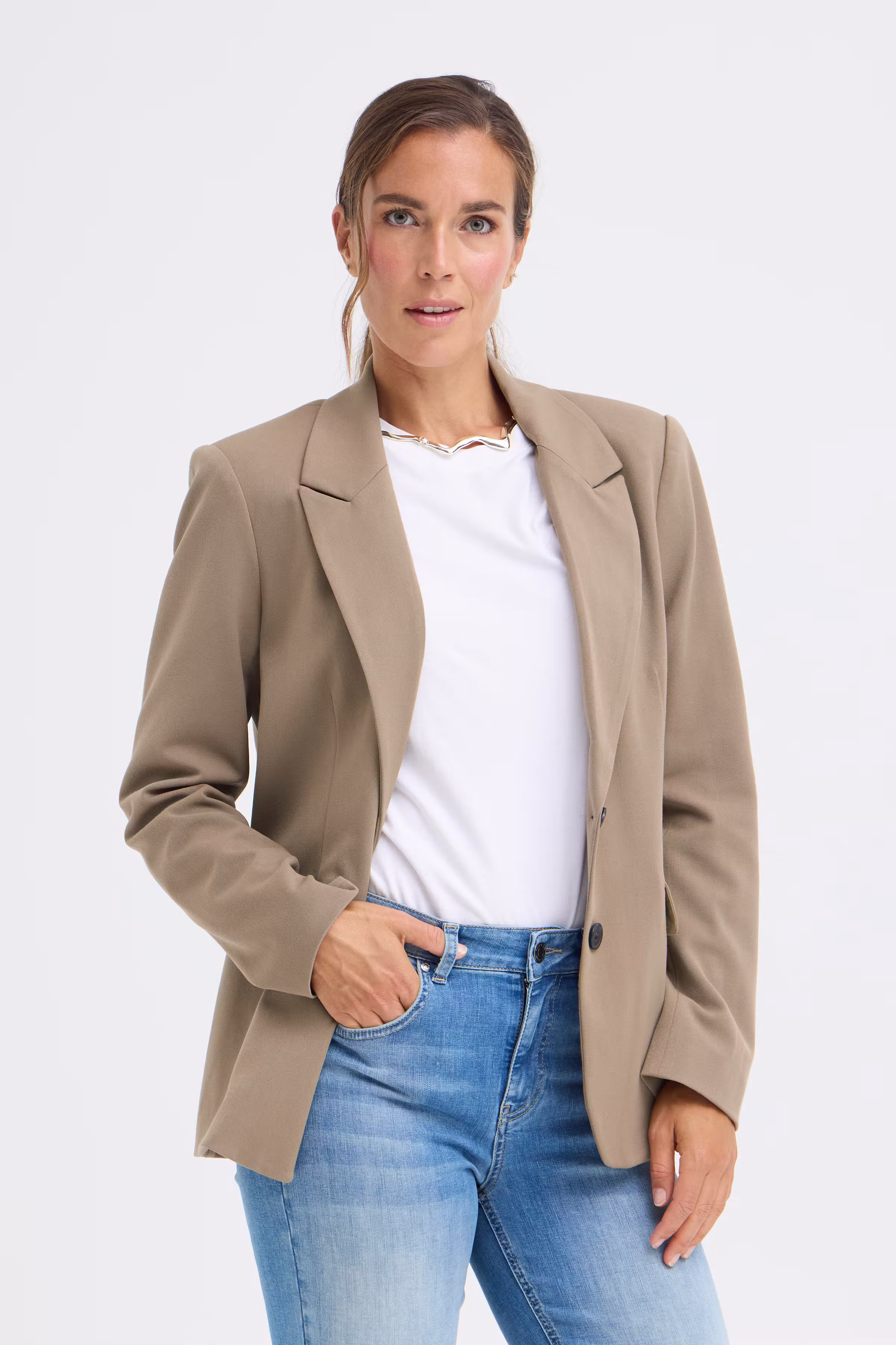 PZLEONORA Blazer LOOKBOOK FRONT 50211005-181112