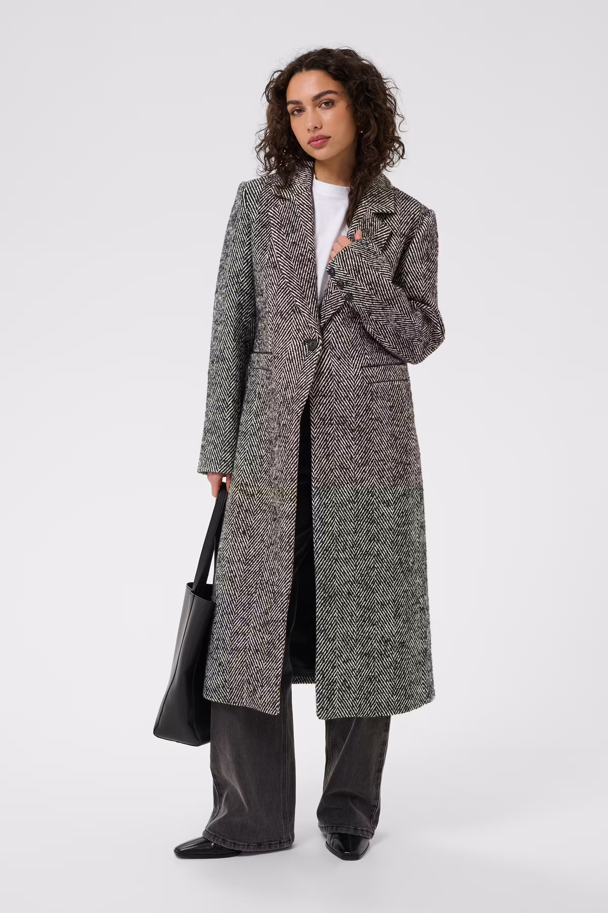 KAofelia Mantel LOOKBOOK FRONT 10511940-109642