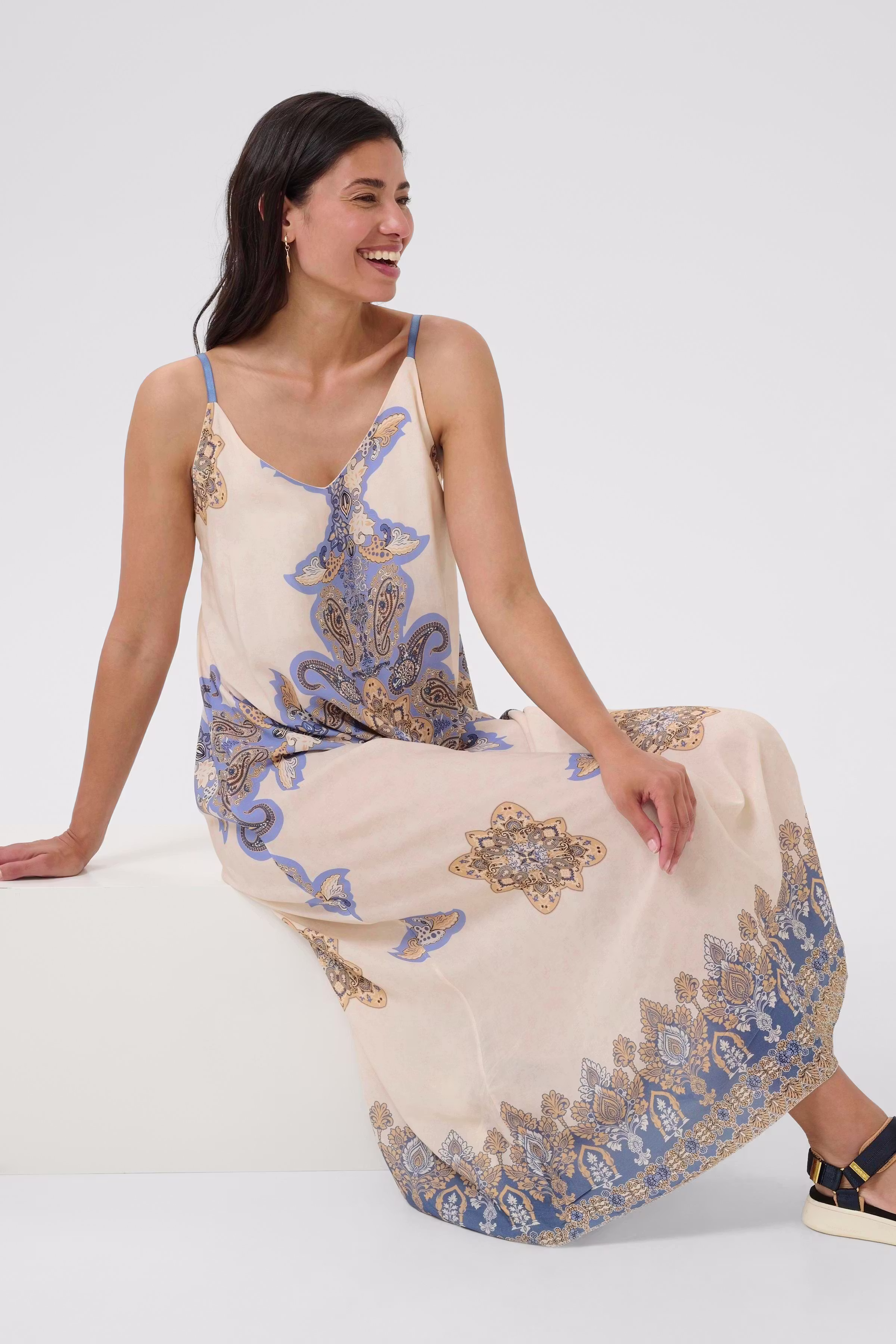BPkarola Kleid LOOKBOOK DETAIL 40103566-400802