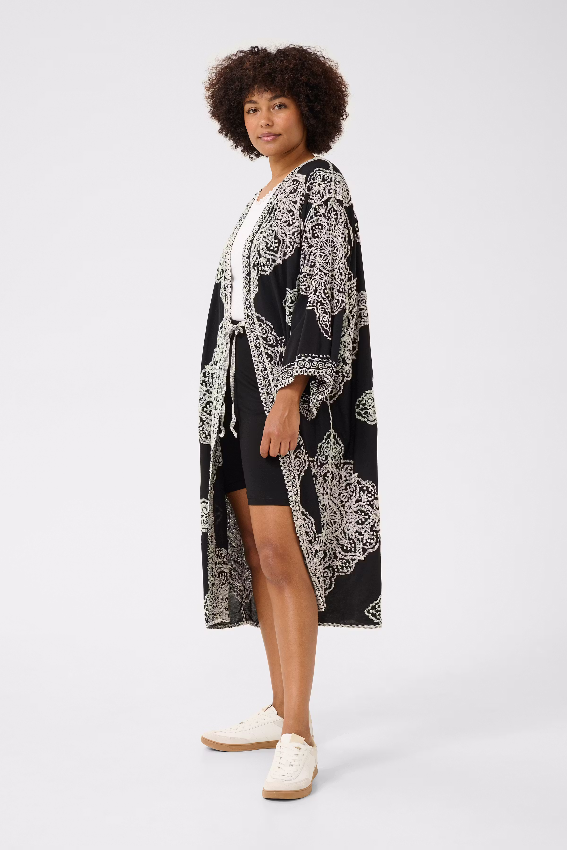 CRTyla Kimono lang LOOKBOOK FRONT 10613807-108038