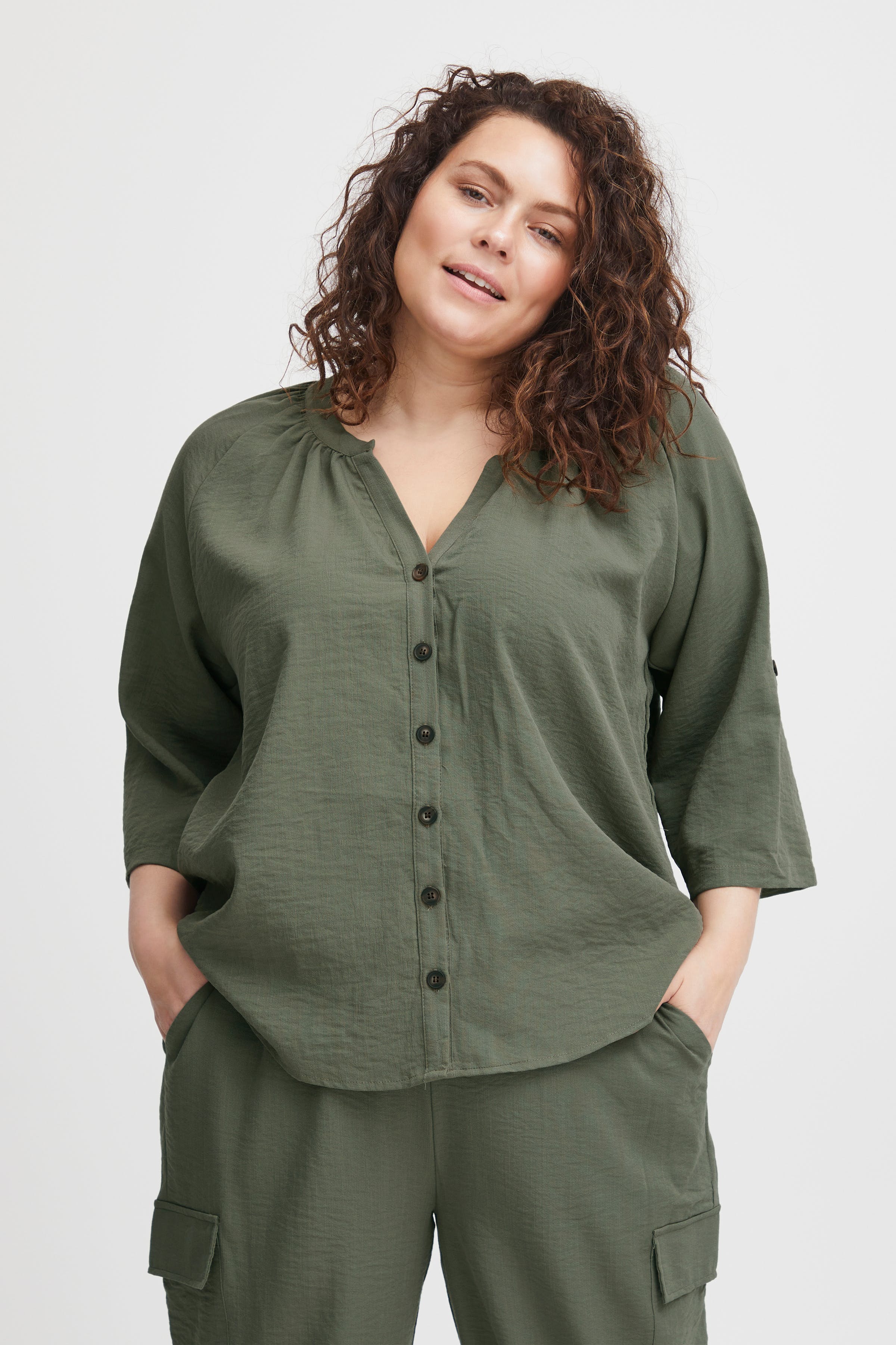 FXPJAGO Bluse LOOKBOOK FRONT 20613126-180515