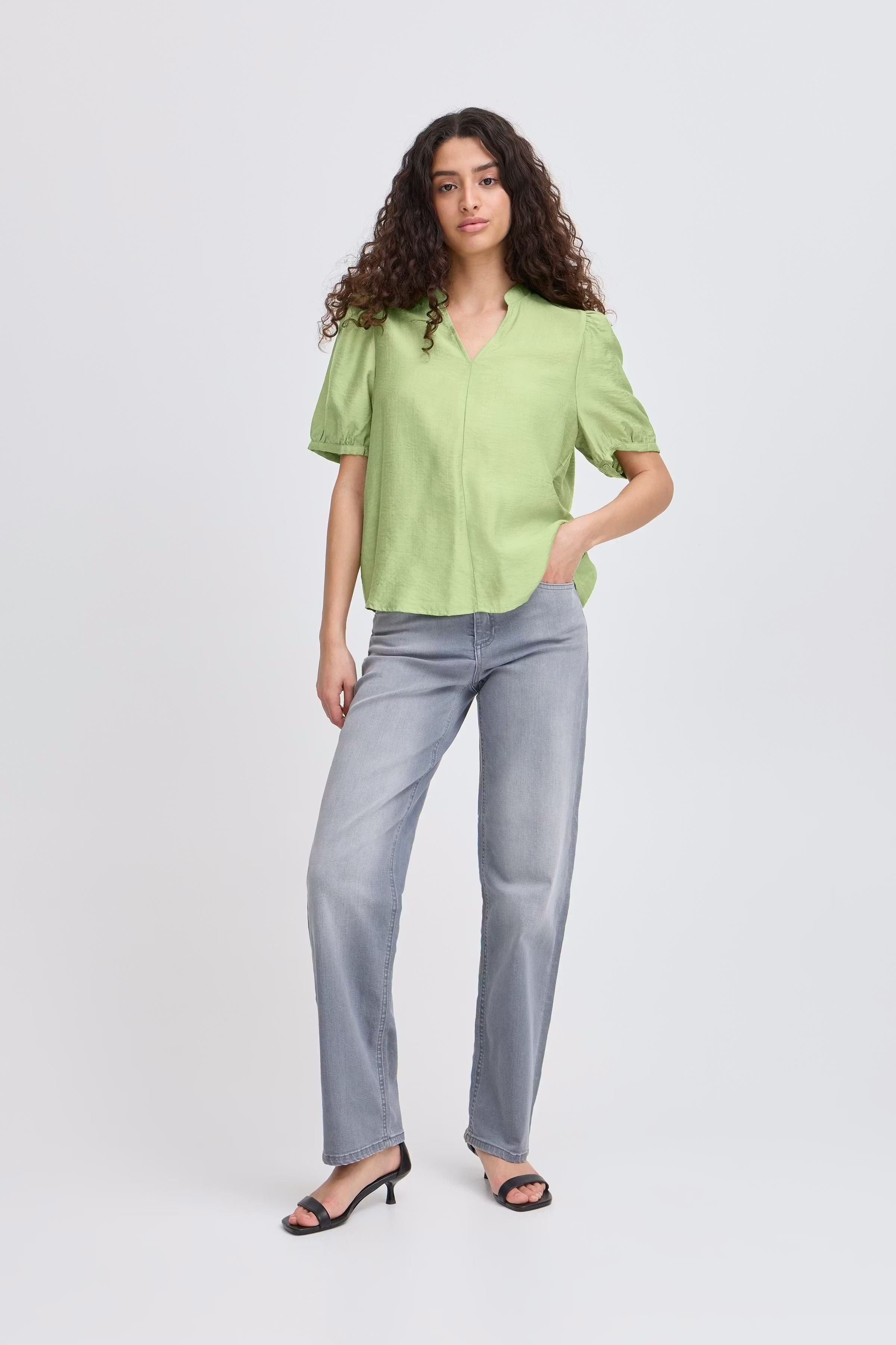 IHXWILMA Bluse LOOKBOOK FRONT 20123845-176323