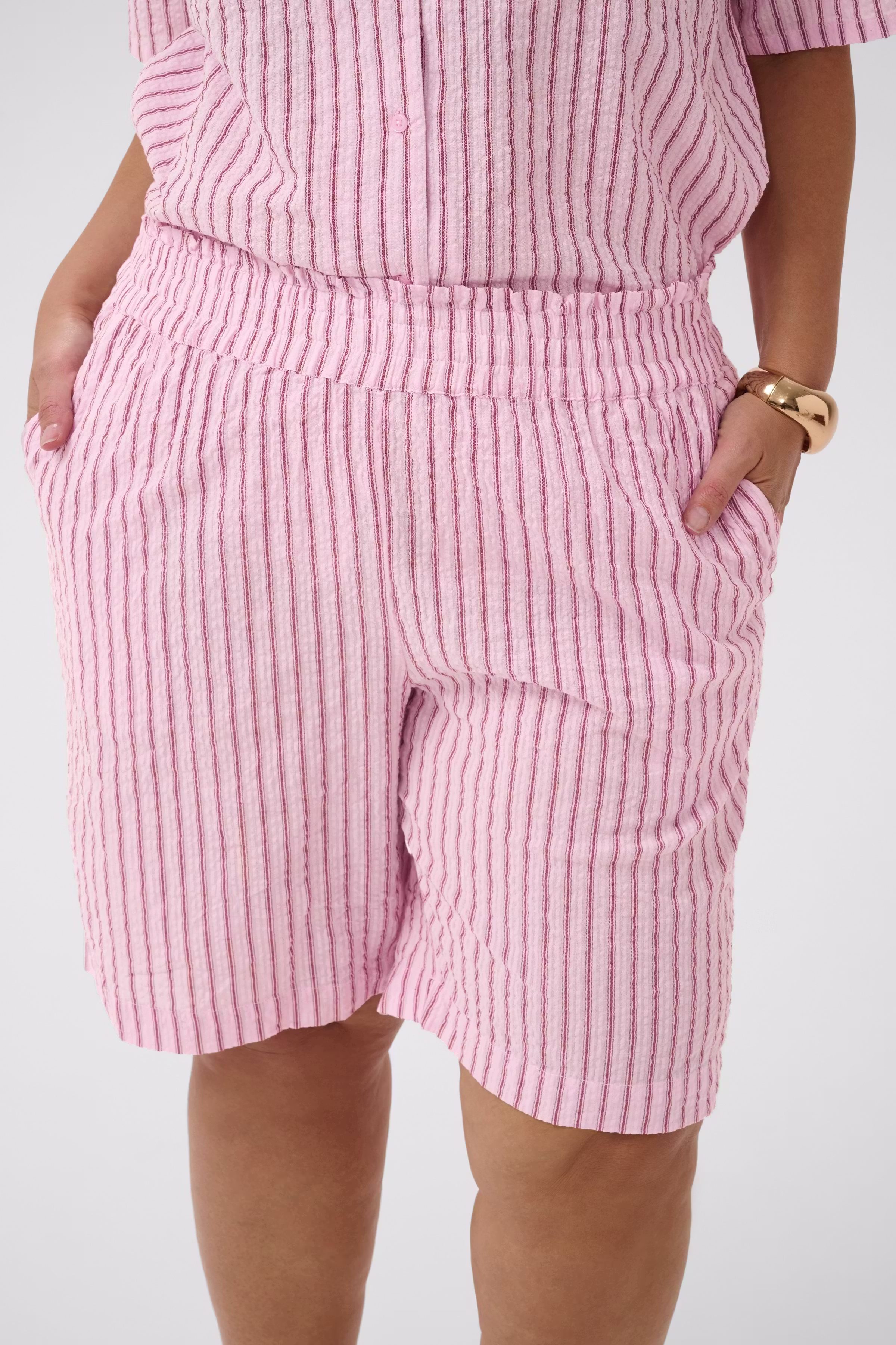 KClary Shorts LOOKBOOK DETAIL 10584491-109318