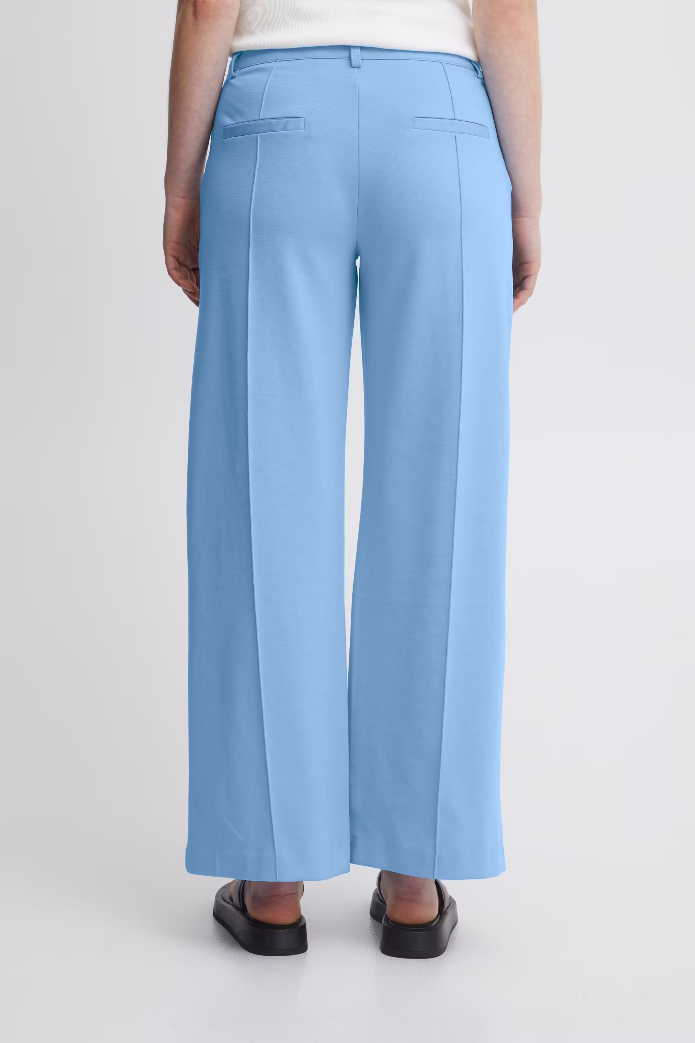 IHKATE WIDE Hose LOOKBOOK BACK 20116768-164132