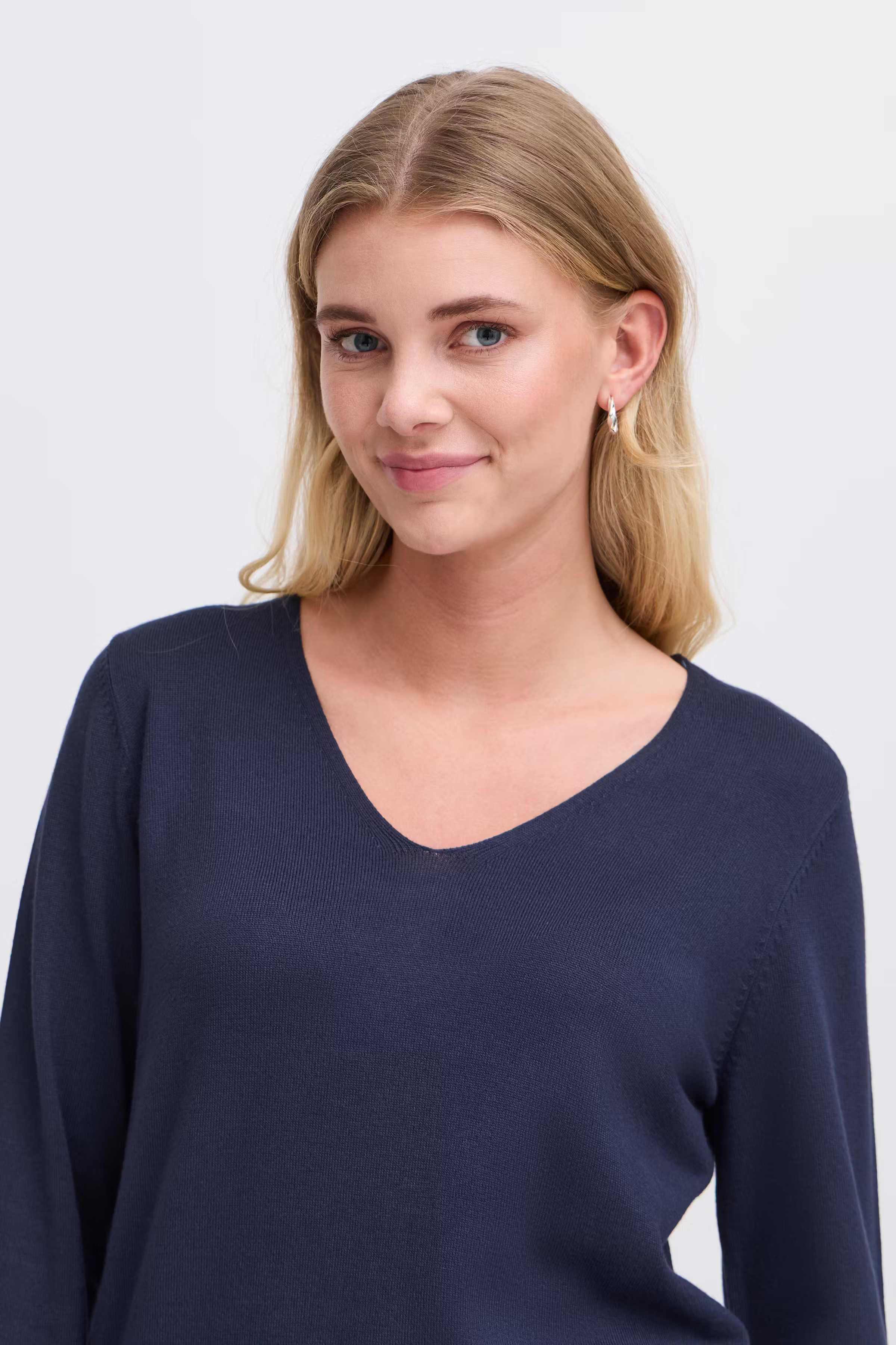 FRCLIA Pullover LOOKBOOK DETAIL 20615484-193923