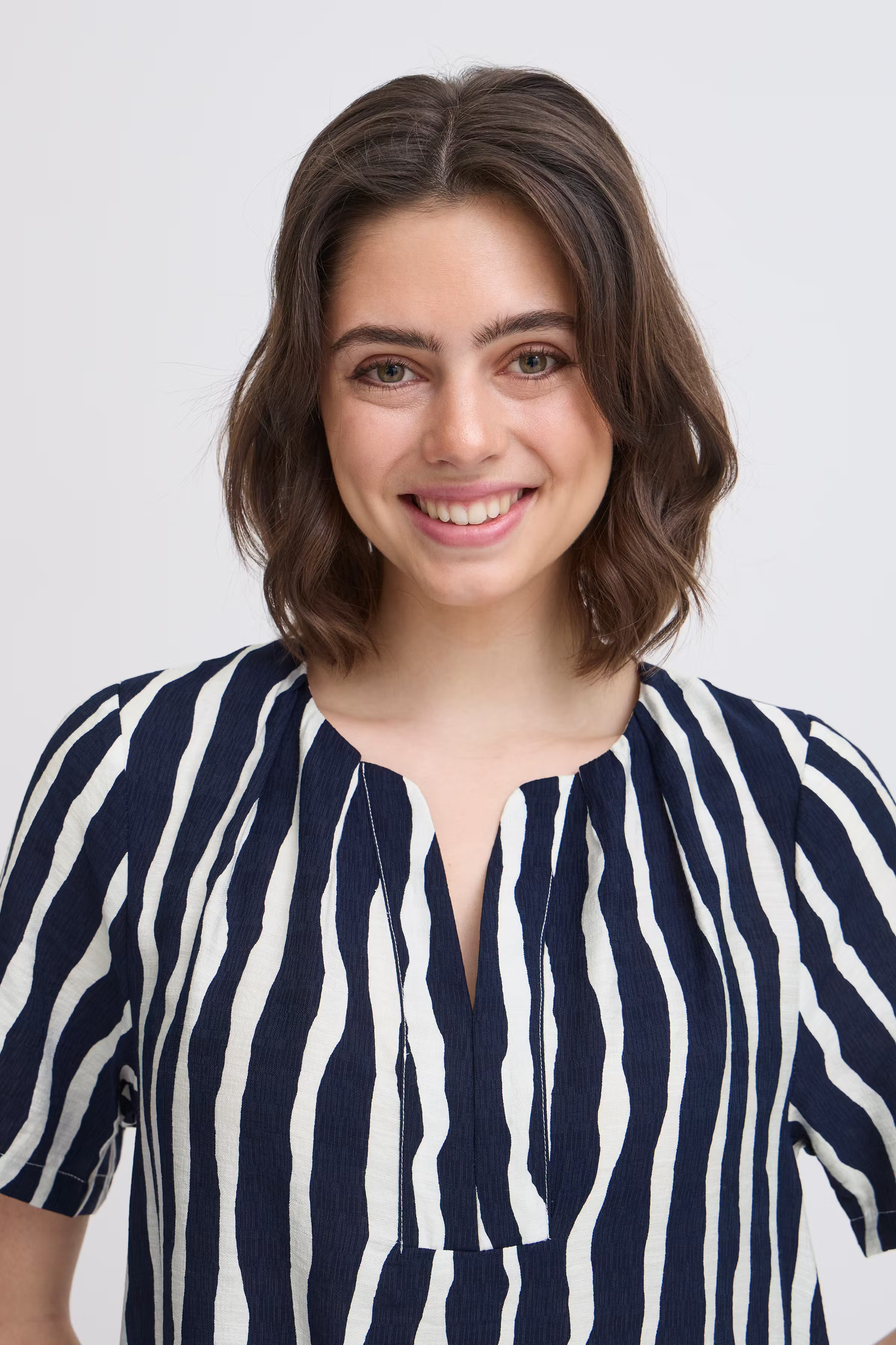 FRARIANA Jurk LOOKBOOK DETAIL 20615789-205153