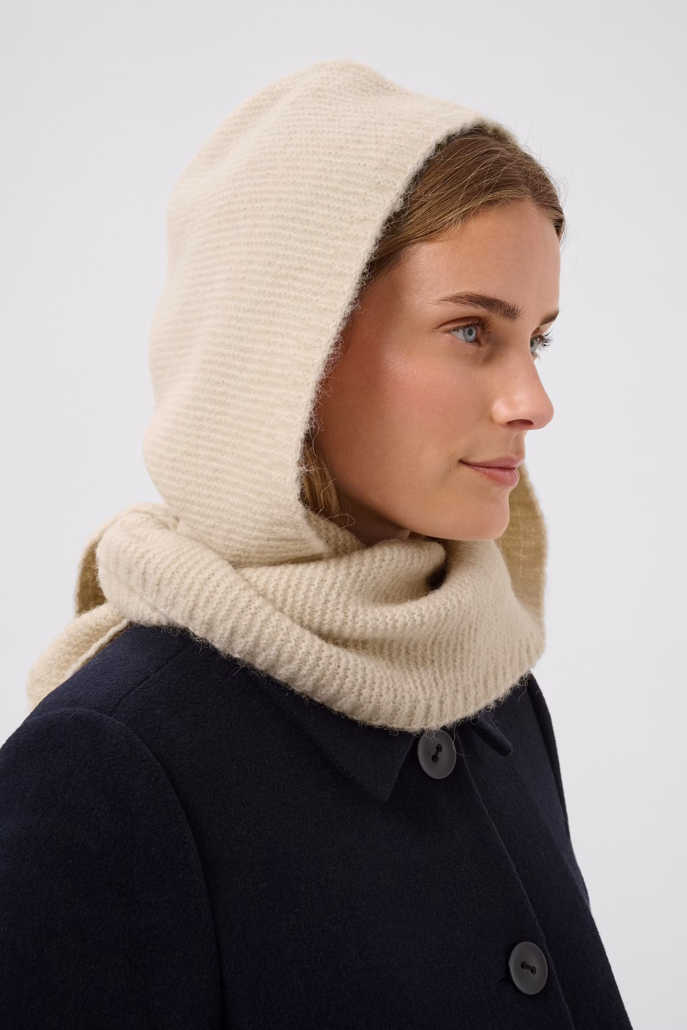 CharlinePW Tuch LOOKBOOK DETAIL 30310725-130400
