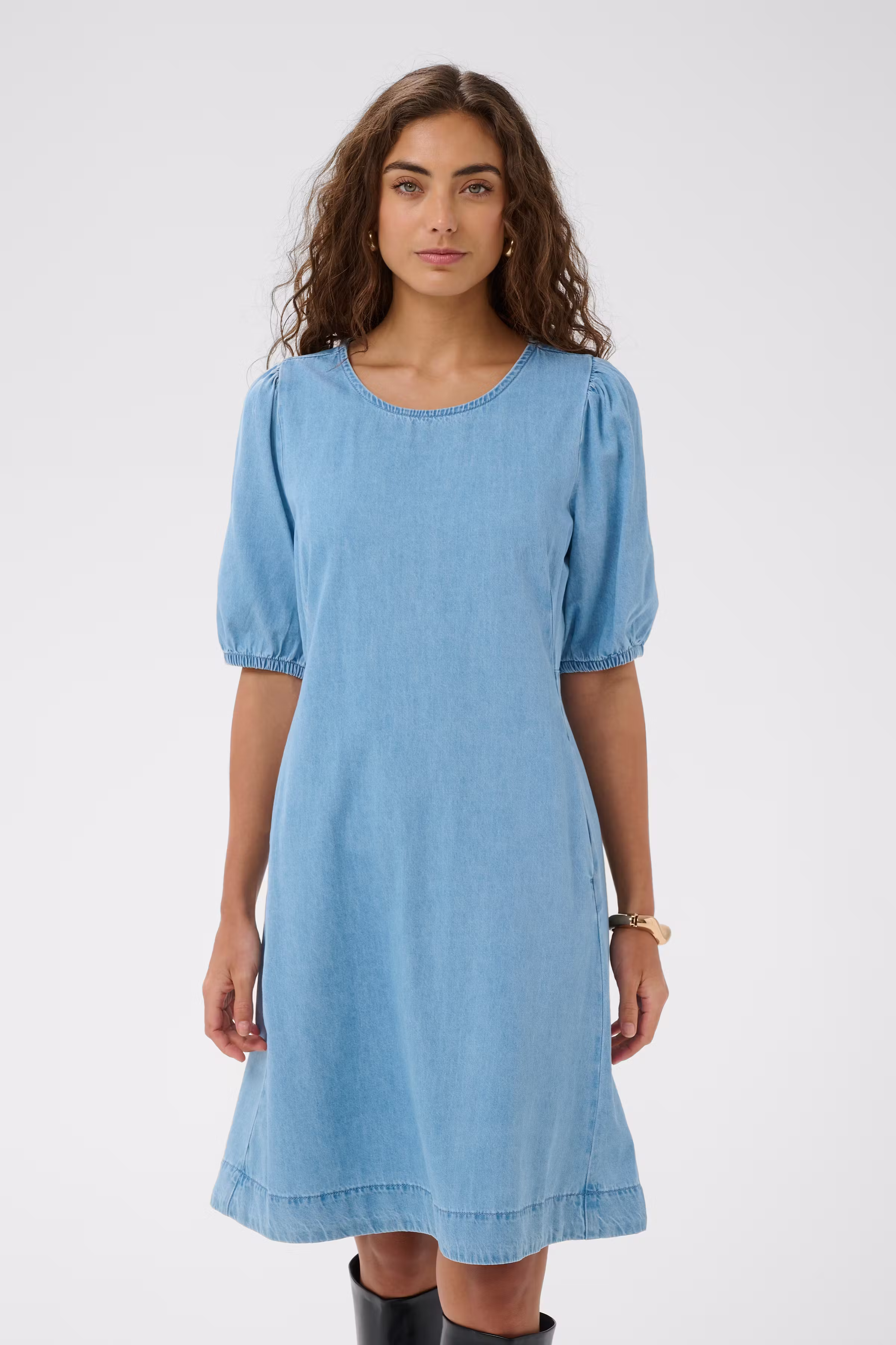 CUnua Kjole LOOKBOOK FRONT 50113221-500027