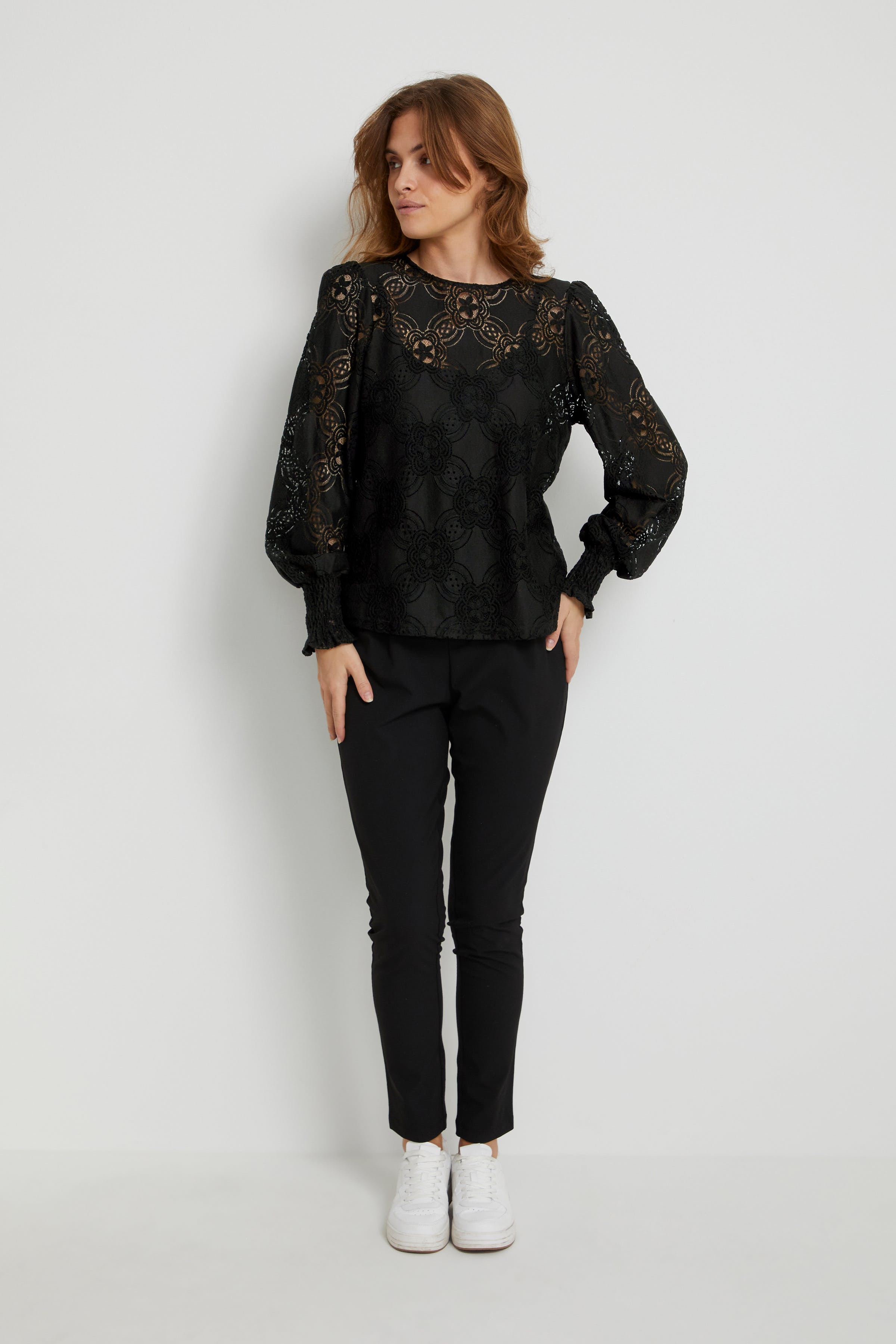 KAraula Bluse LOOKBOOK FRONT 10506348-100121