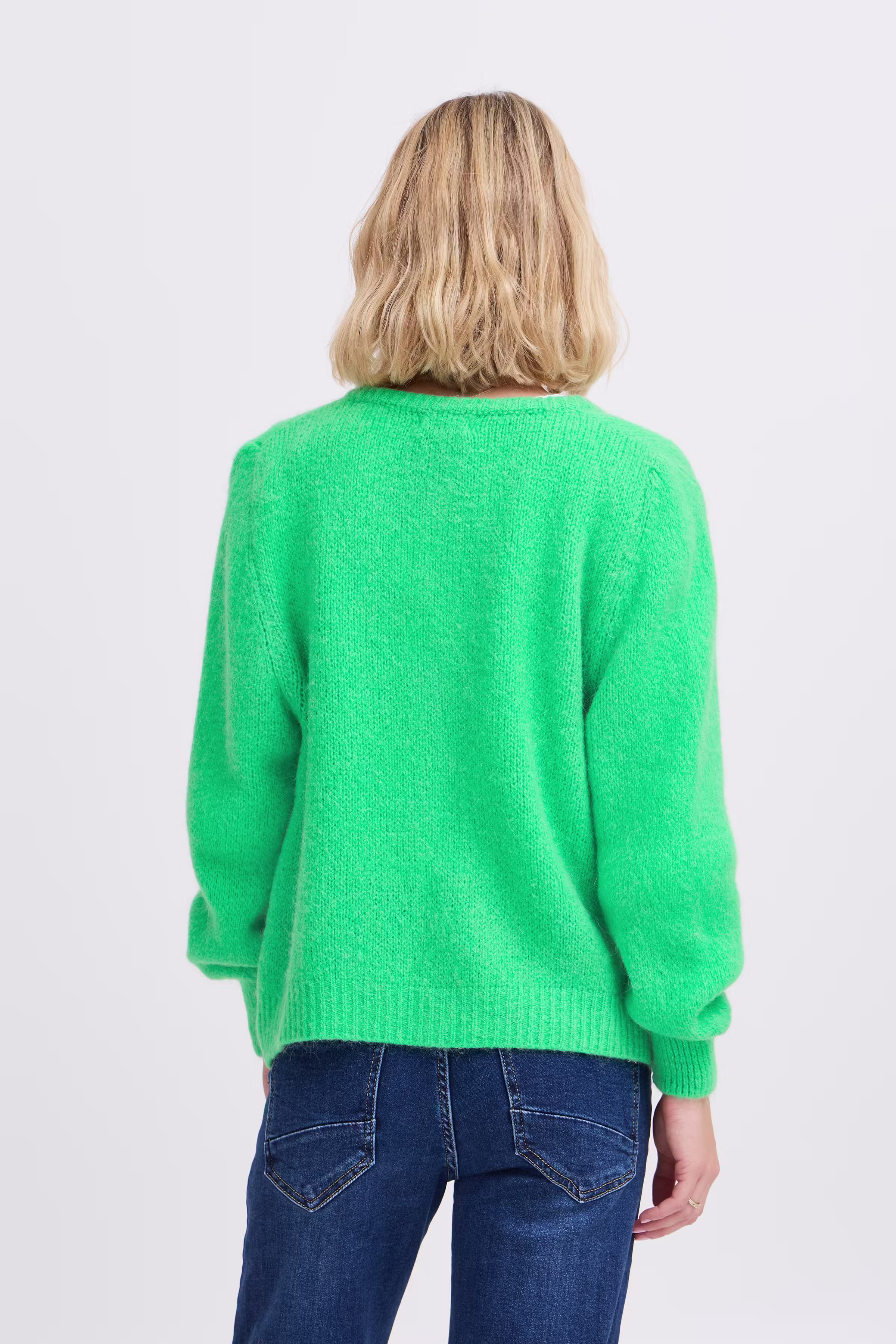 SBGULVIG Cardigan LOOKBOOK BACK 22100655-166127
