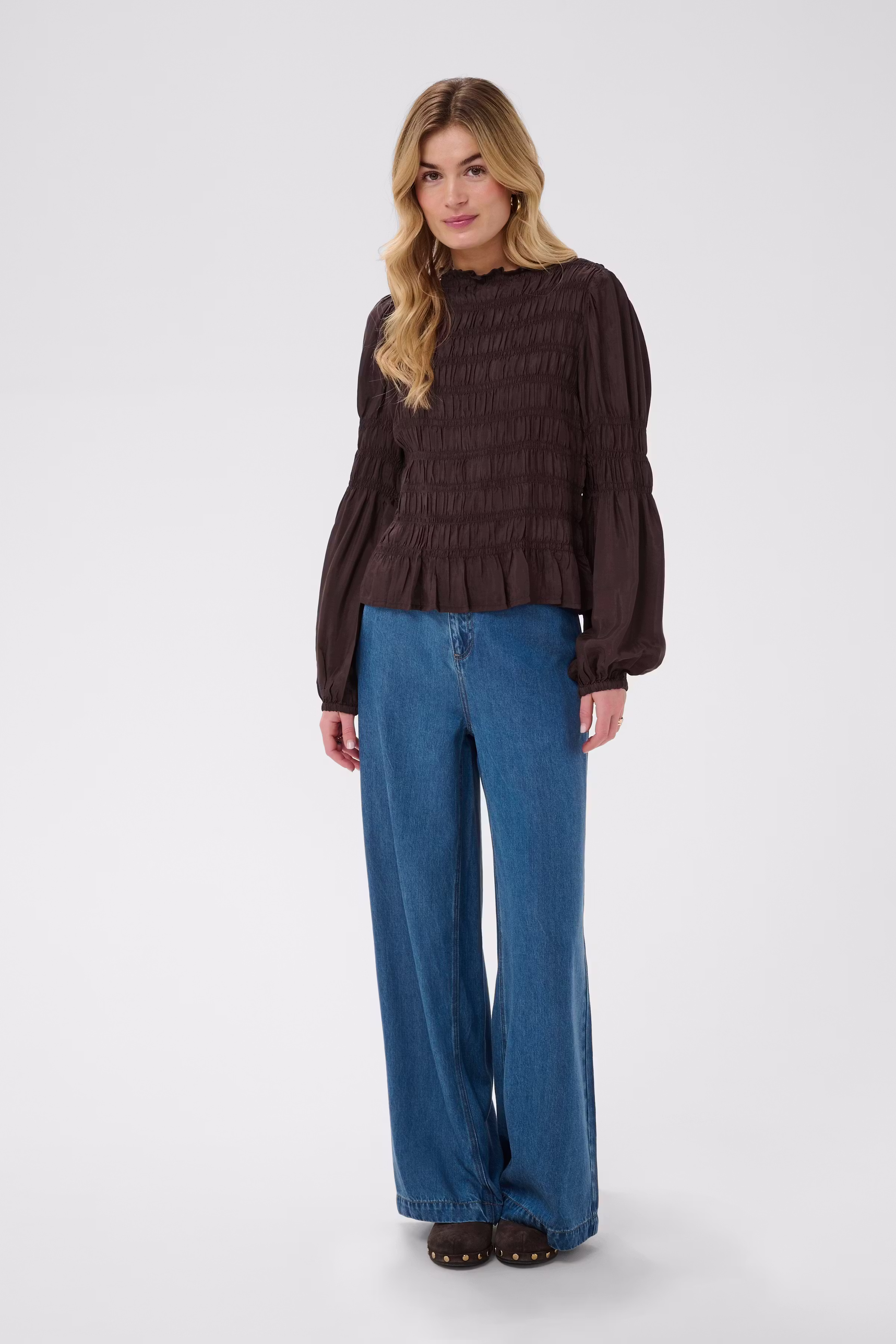 CRHenva Bluse LOOKBOOK FRONT 10607869-191016