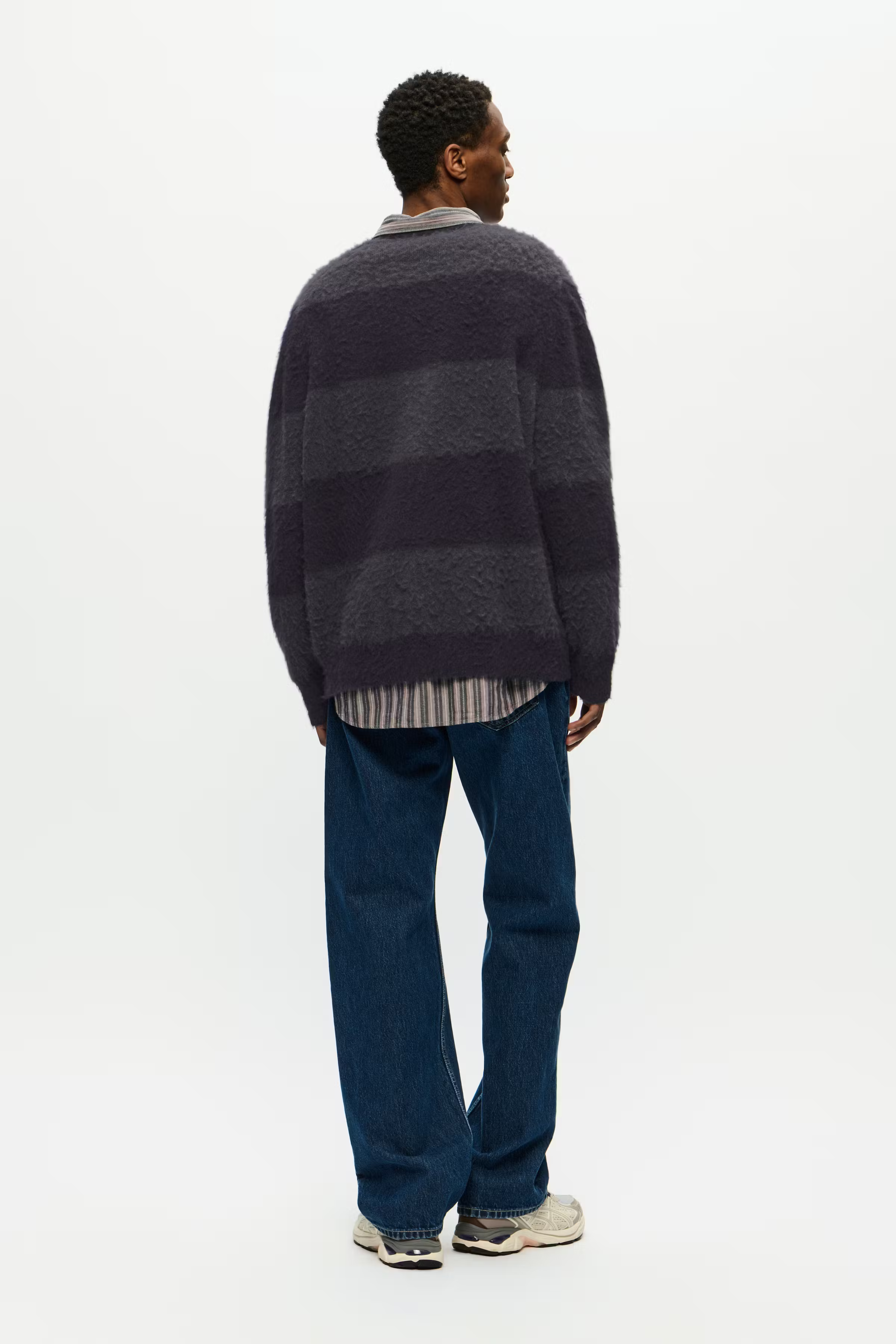 WWLevi Cardigan LOOKBOOK BACK 30251518-304080