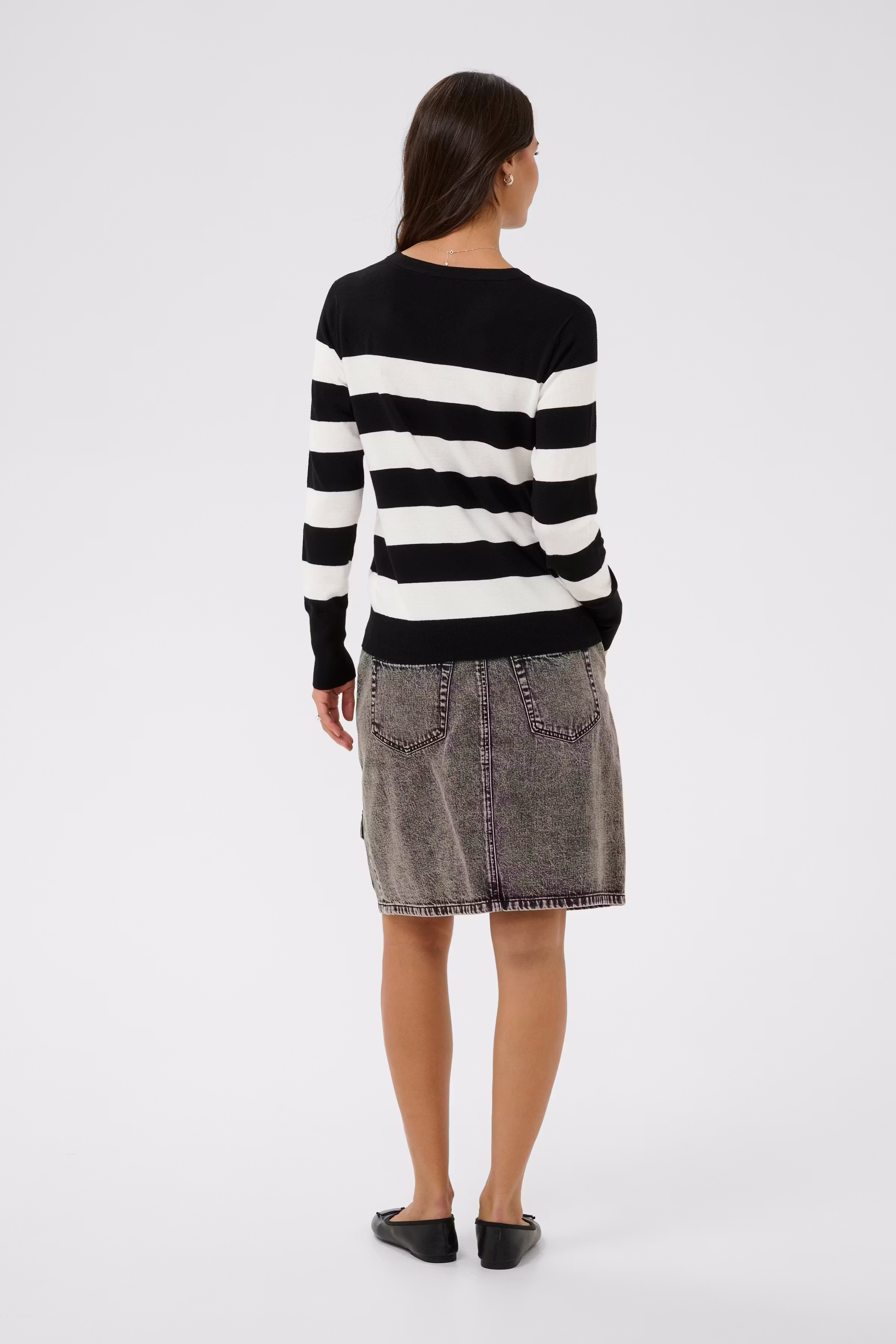 KAlizza Pullover LOOKBOOK FRONT 10509065-106683