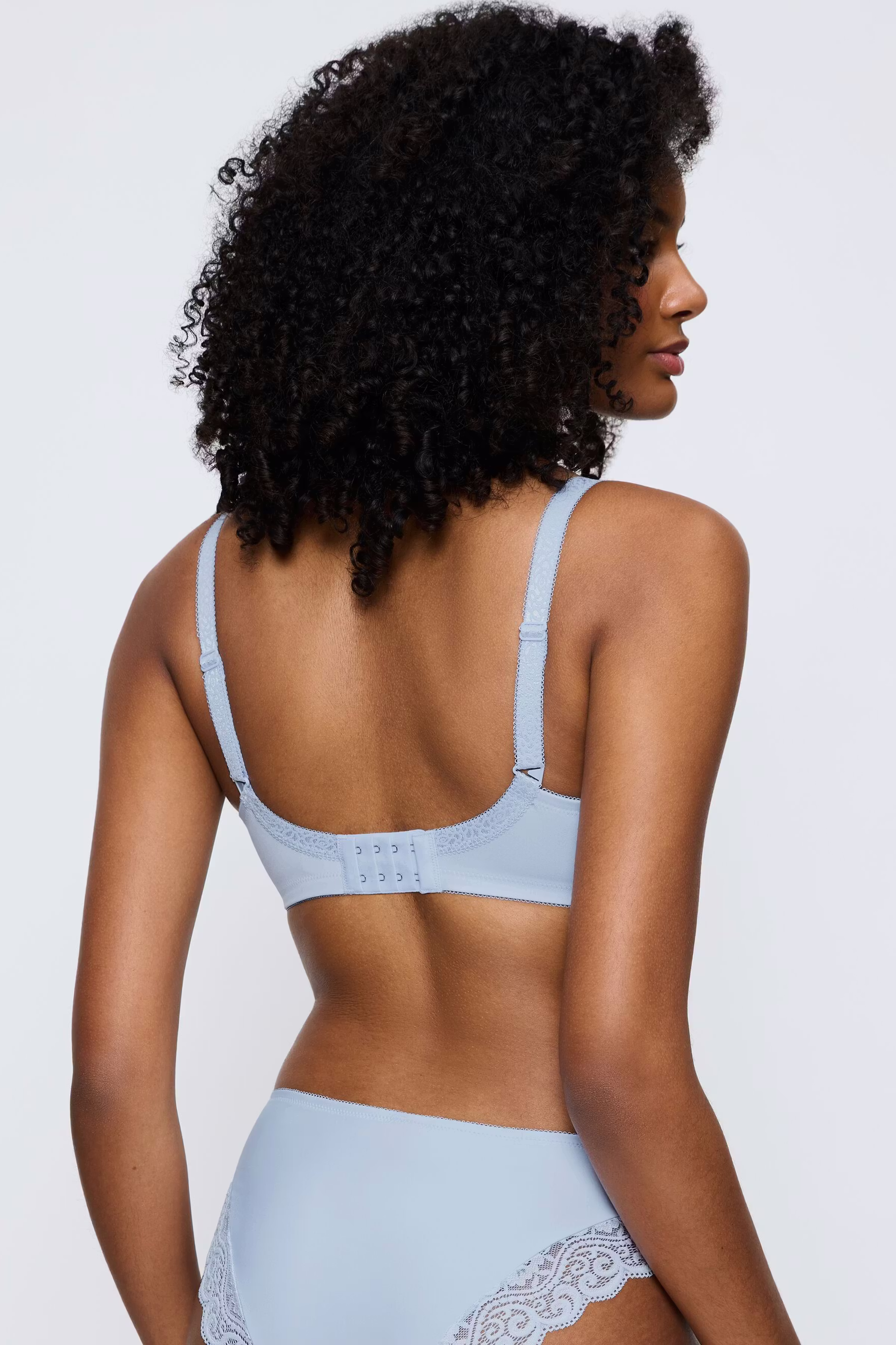 Amourette BH LOOKBOOK BACK 40500269-T00SA