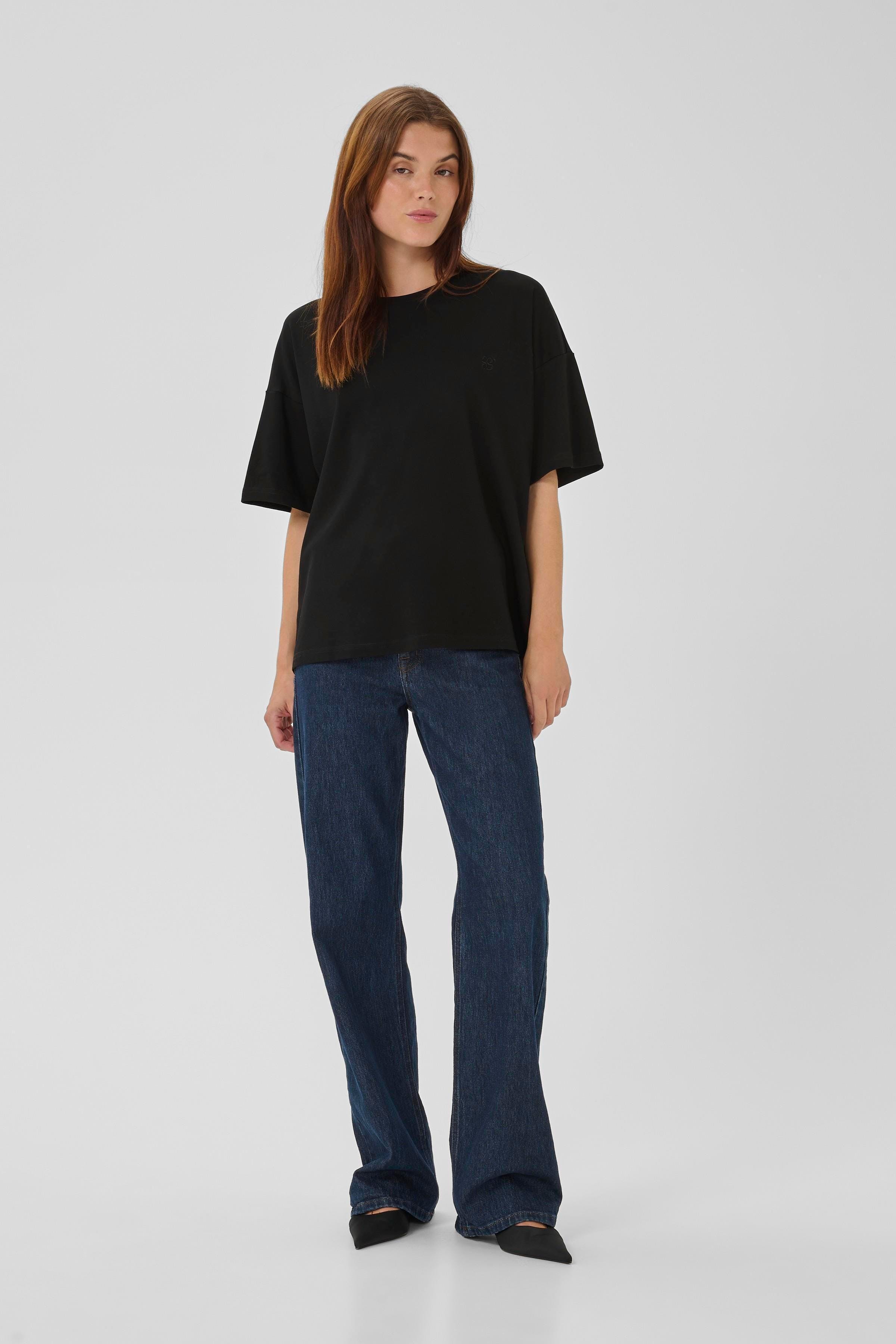 DanaMW T-shirt LOOKBOOK FRONT 10705101-100031