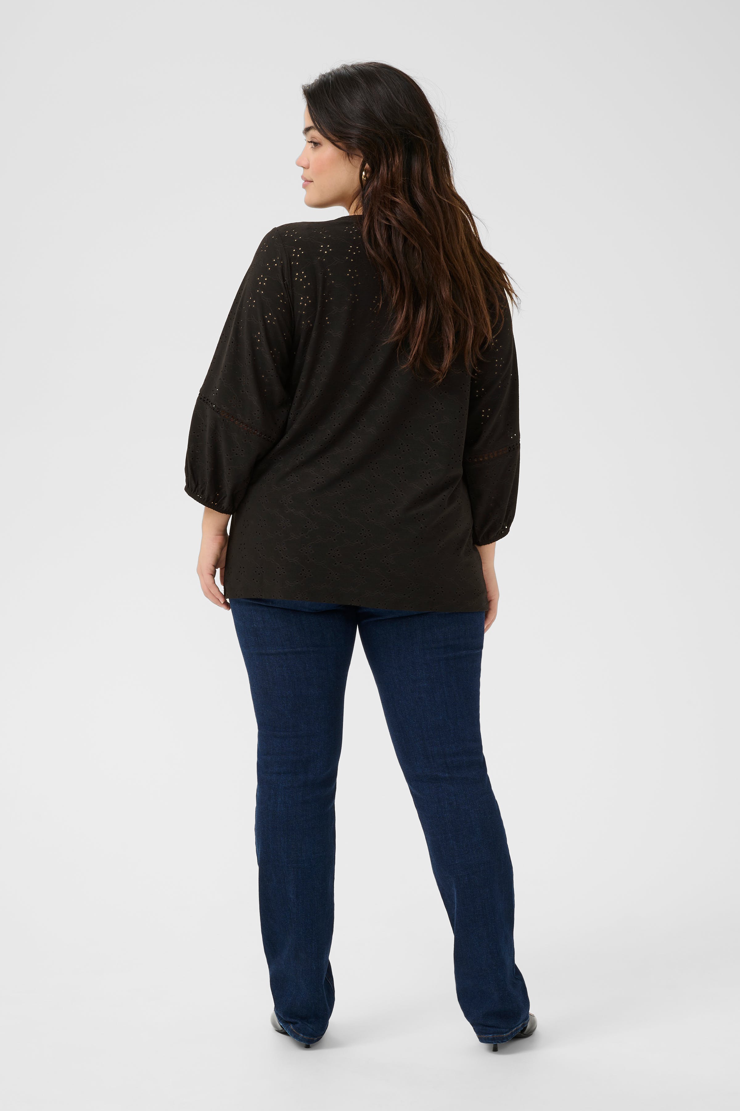 KCtara Blouse LOOKBOOK BACK 10583553-106480