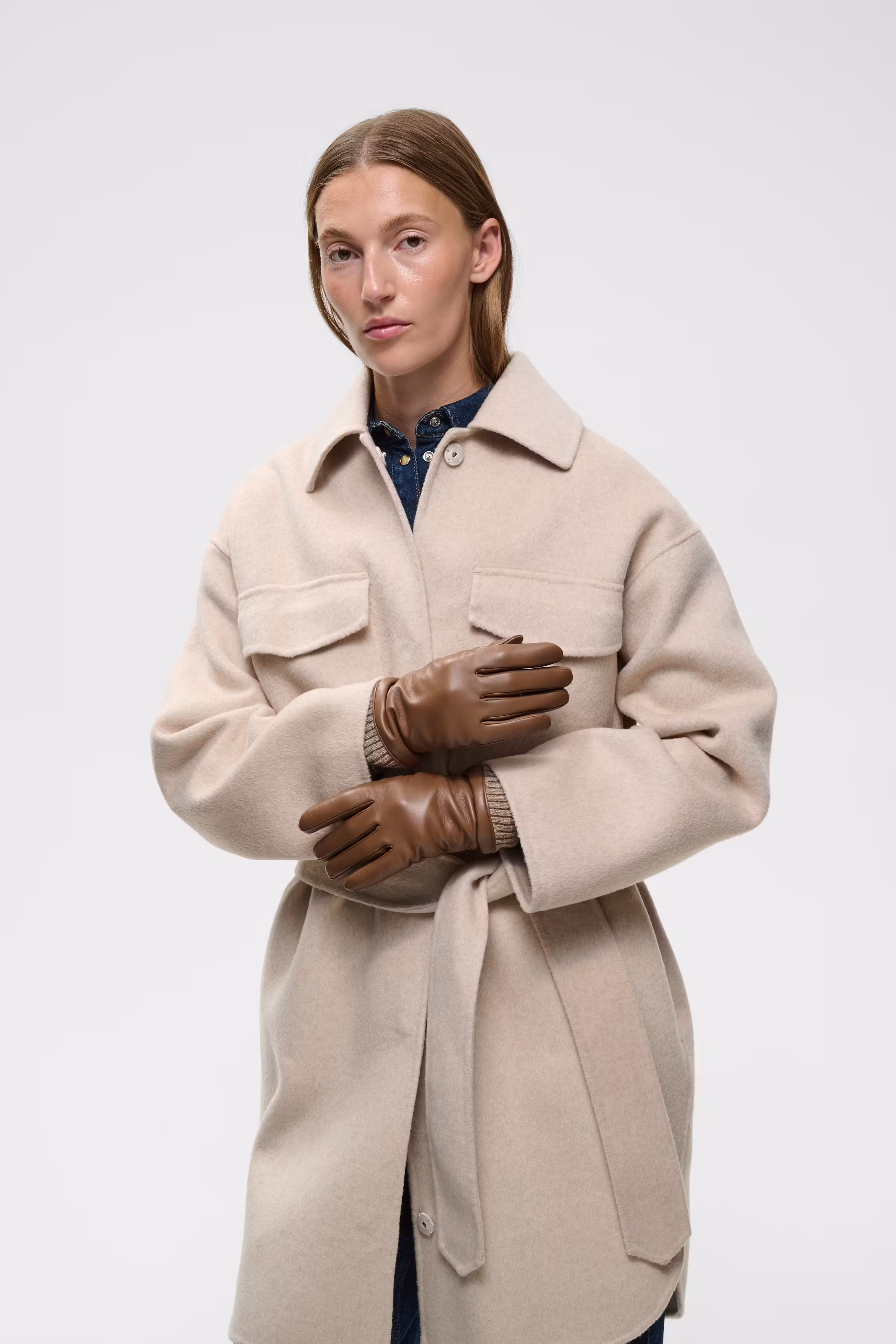 ANNISAIW Handsker LOOKBOOK FRONT 30112993-181421