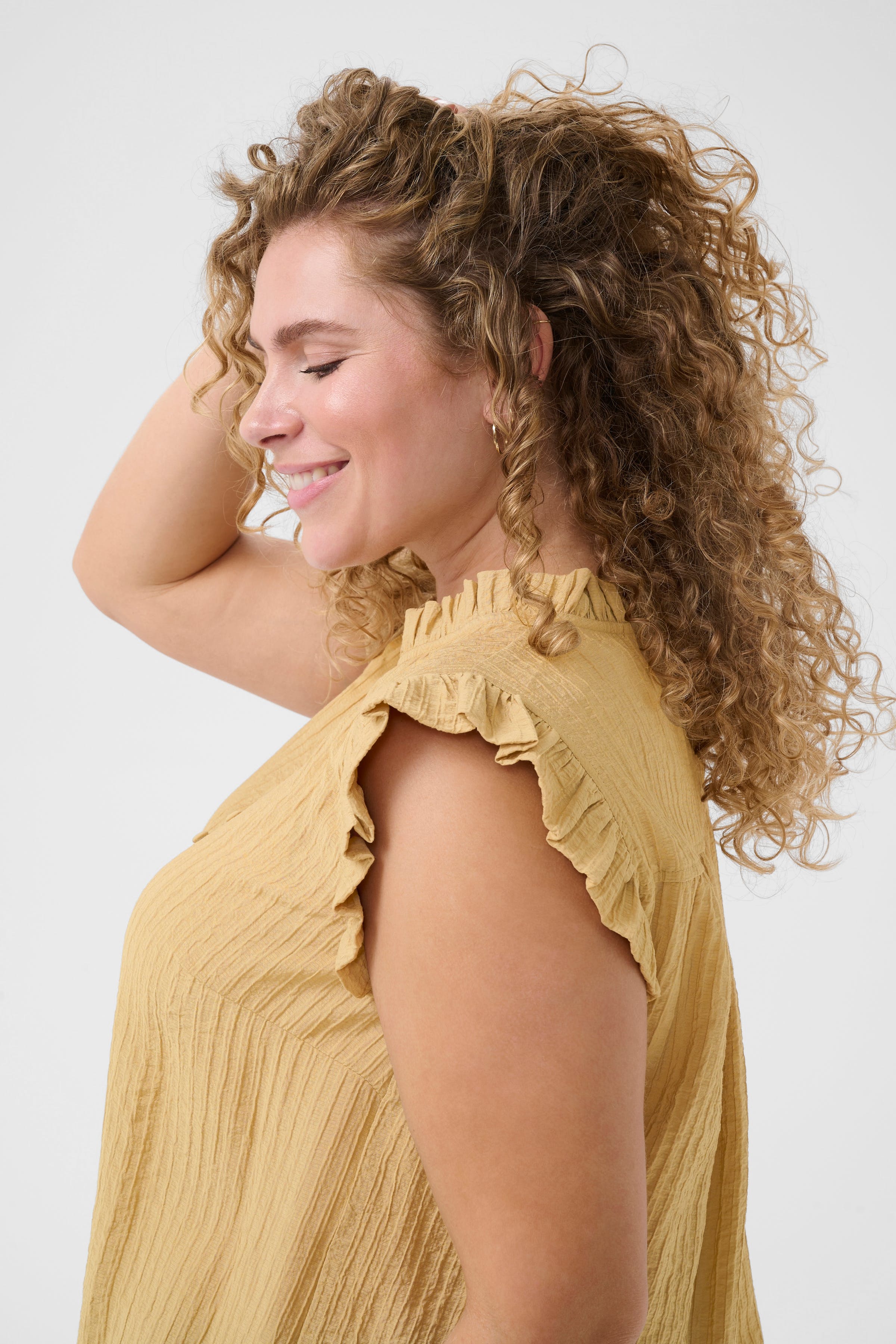 KClyana Blouse LOOKBOOK DETAIL 10583215-161120