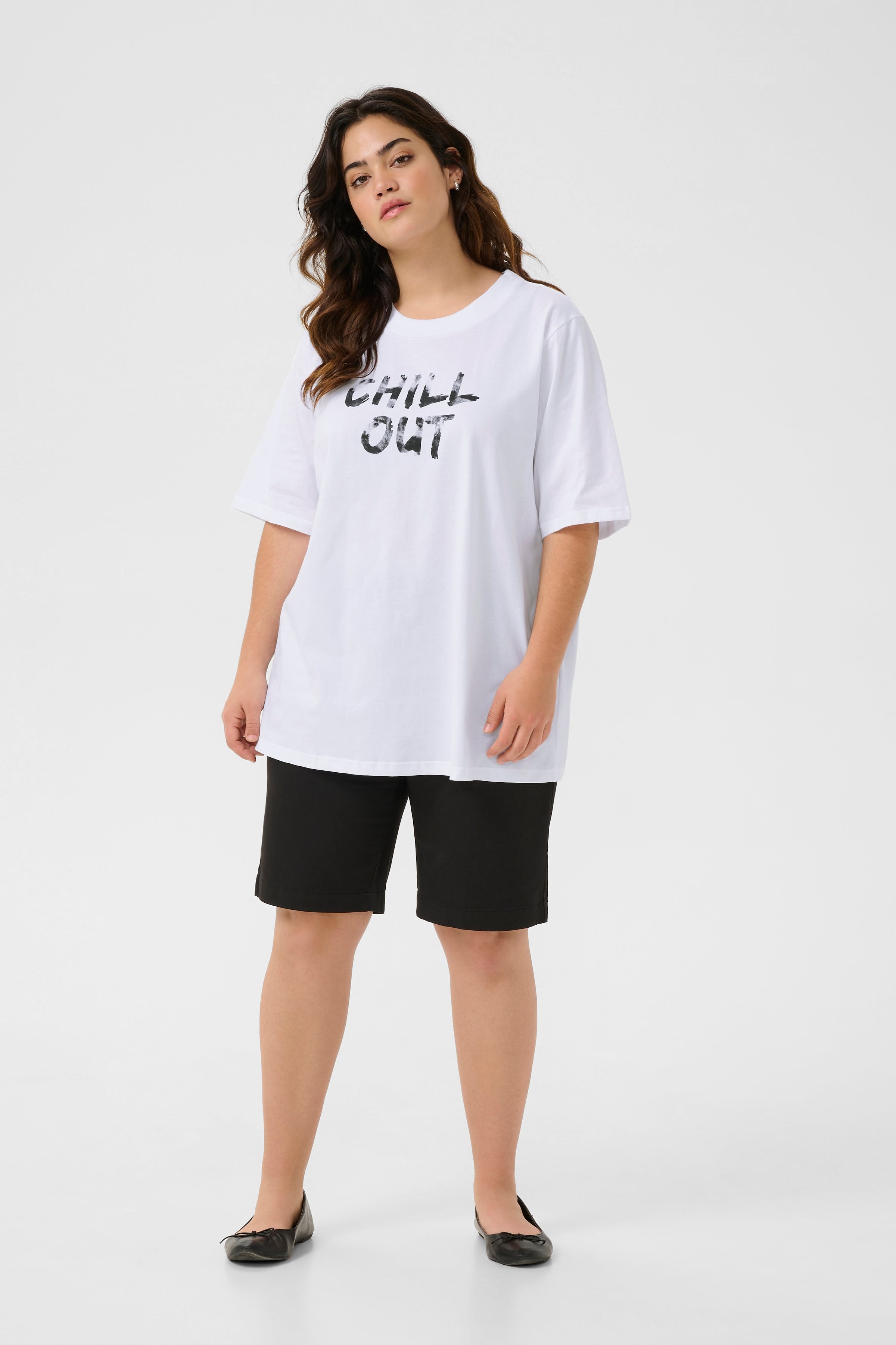 KCviola T-shirt LOOKBOOK FRONT 10583186-110601
