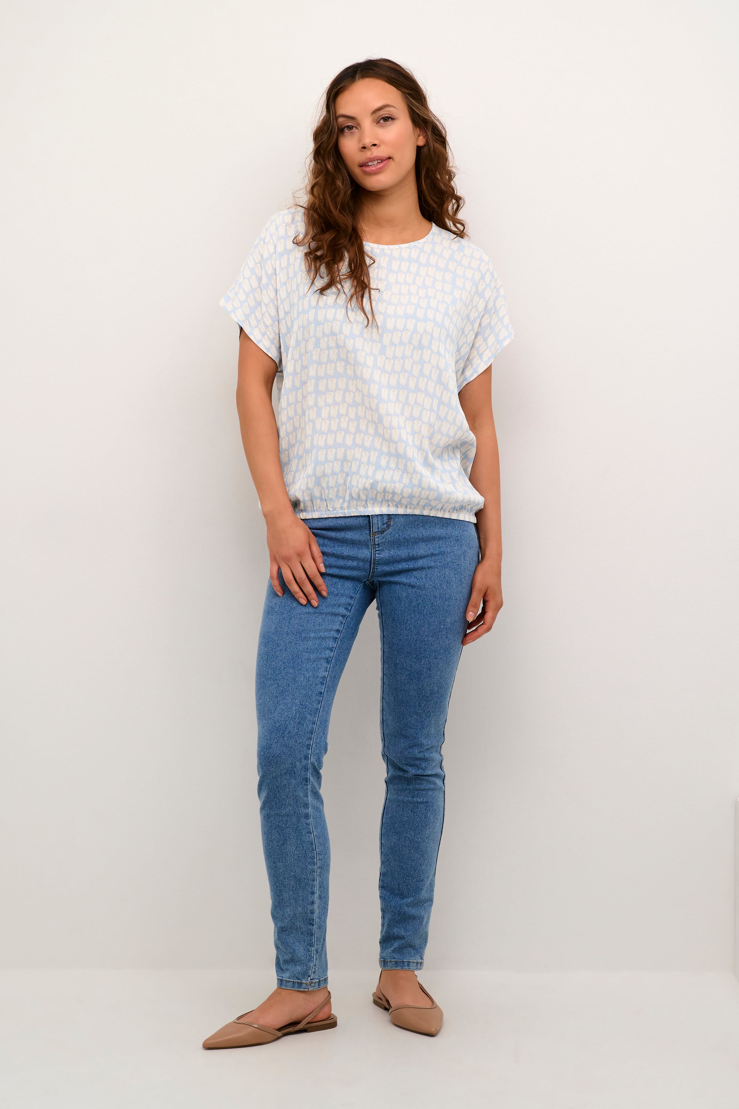 KAlokia Blus LOOKBOOK FRONT 10551852-106951