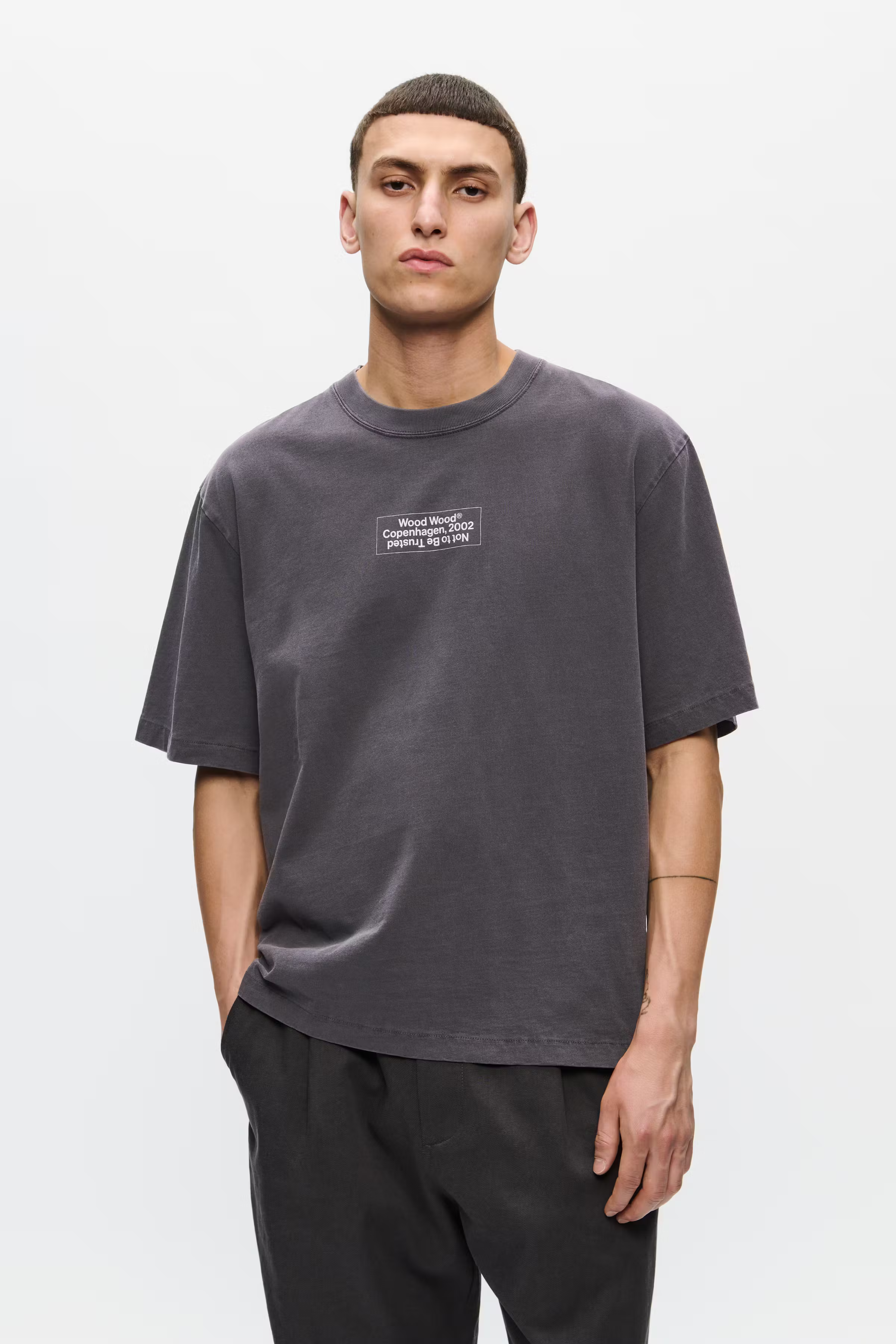 WWGary T-shirt LOOKBOOK FRONT 30251576-194406