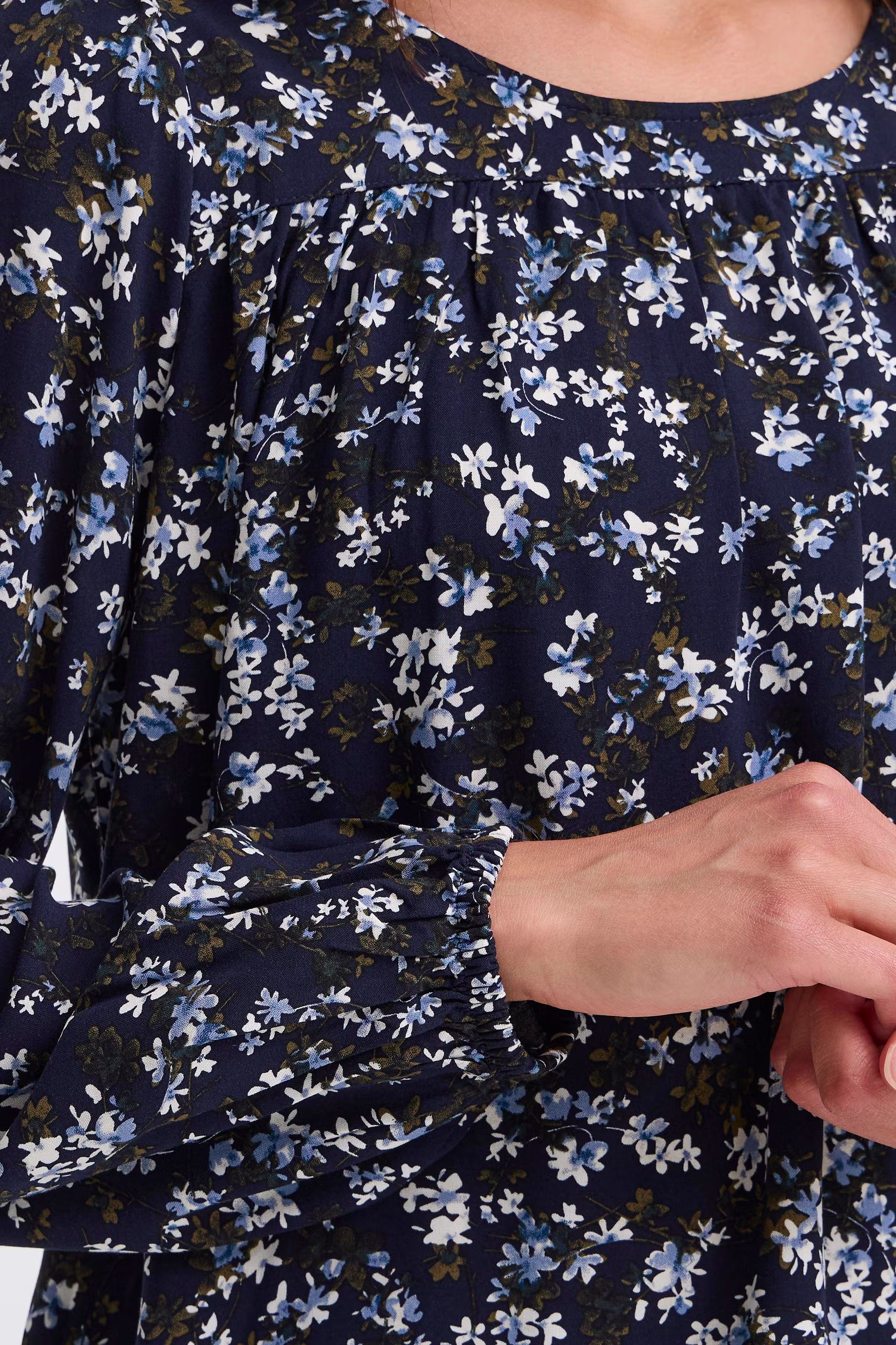 FRKIKI Bluse LOOKBOOK DETAIL 20617101-900001886