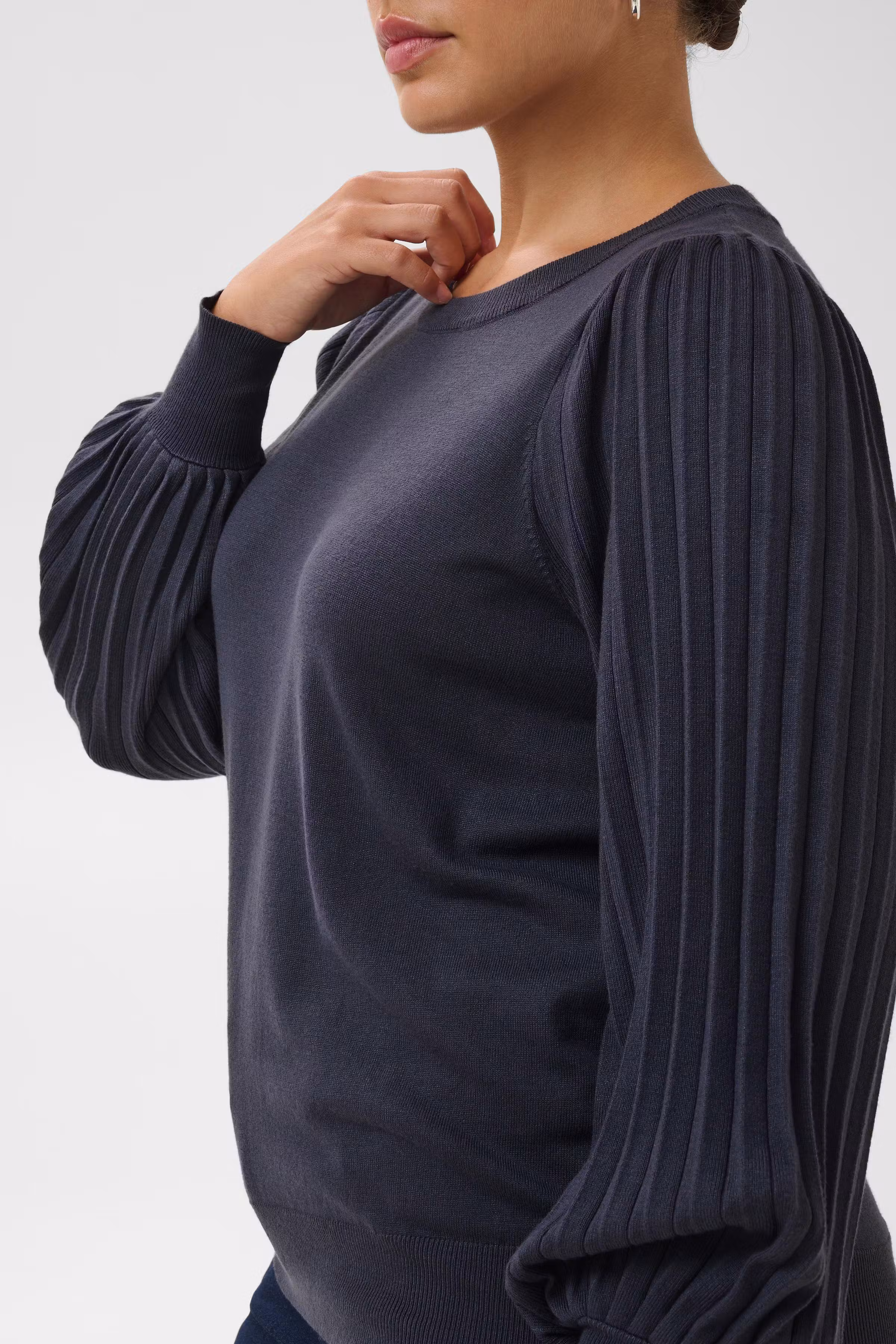KCloni Pullover LOOKBOOK DETAIL 10581811-193927