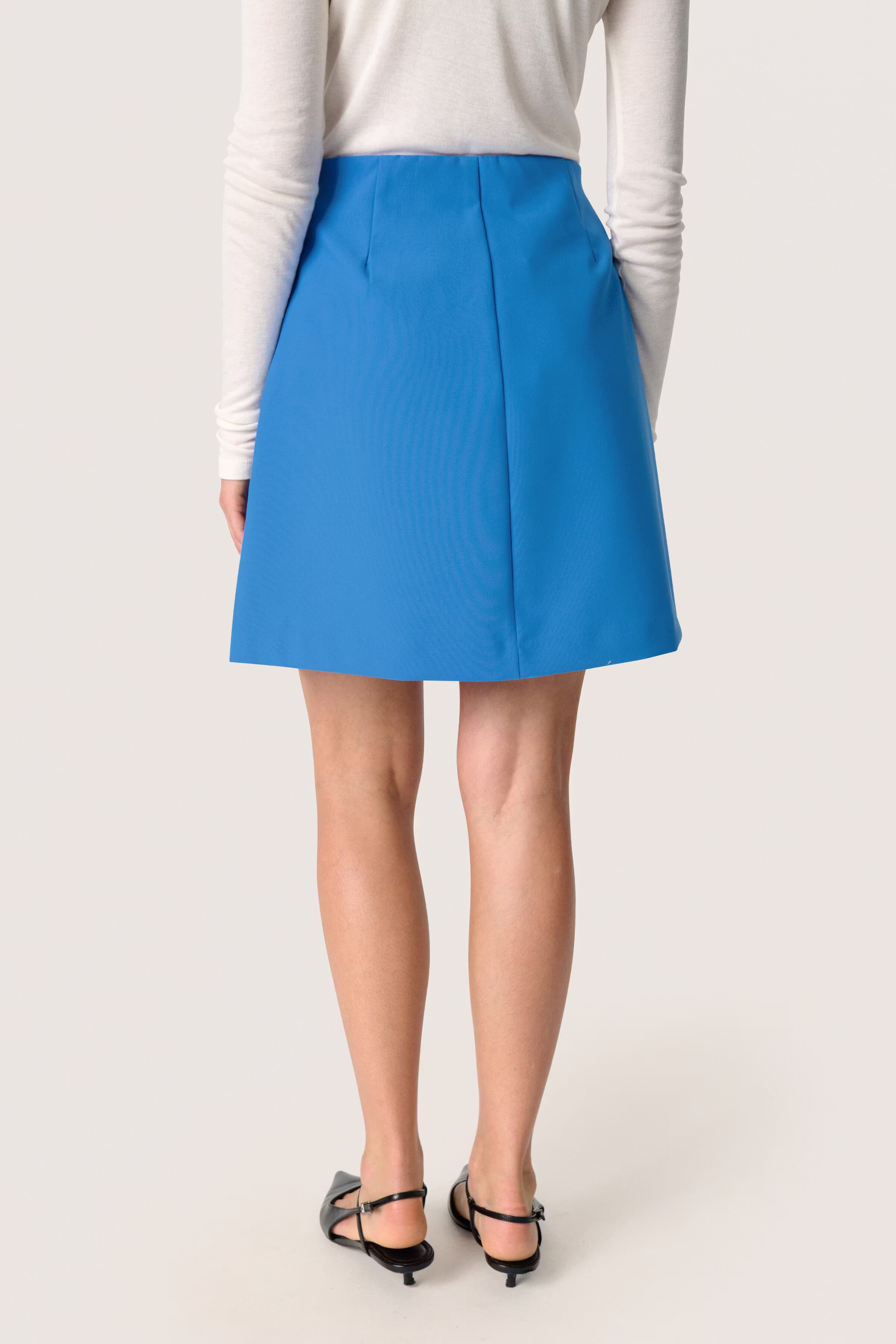 SLCorinne Skirt LOOKBOOK BACK 30407280-184043