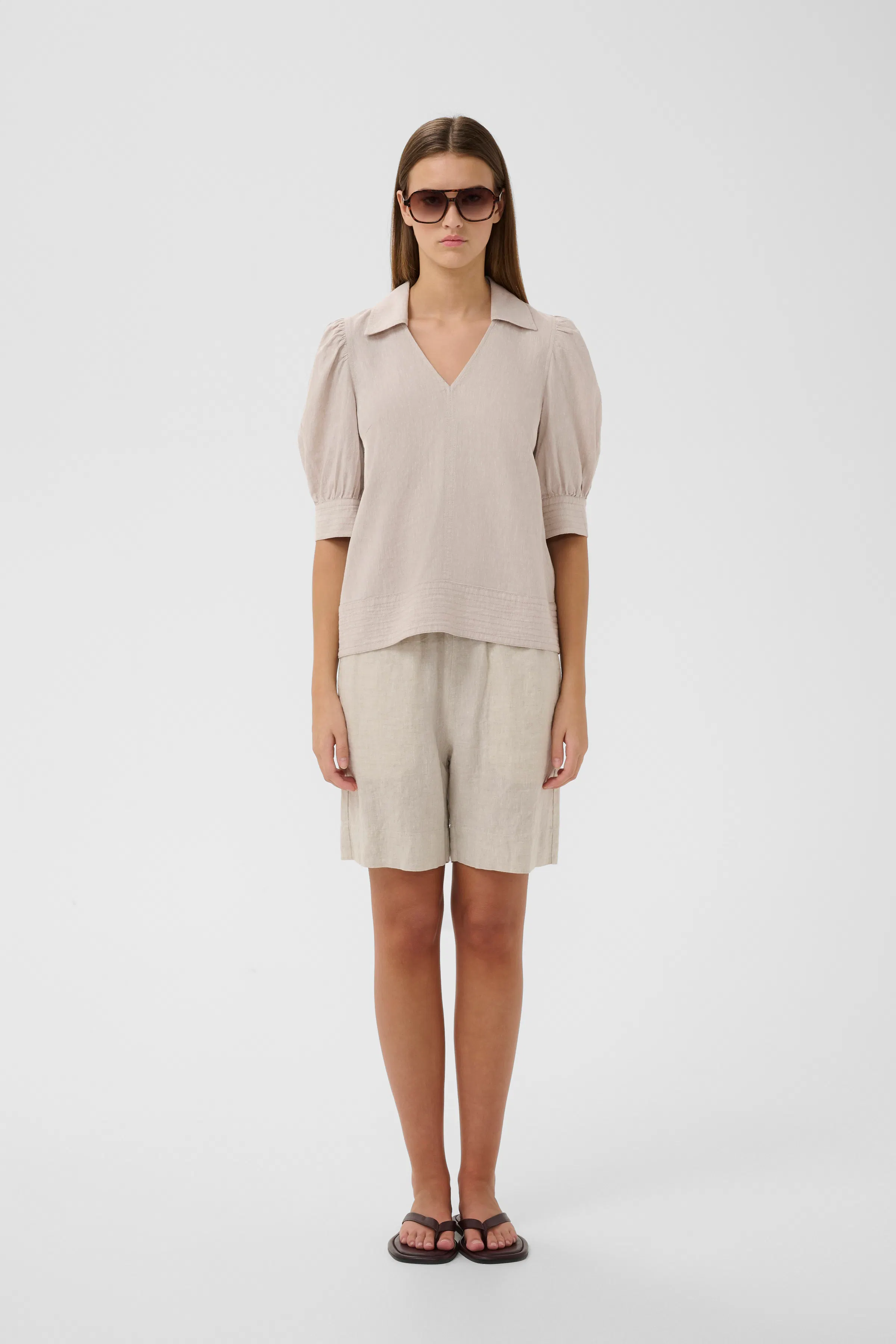 EDITHIW Blus LOOKBOOK FRONT 30112548-300597