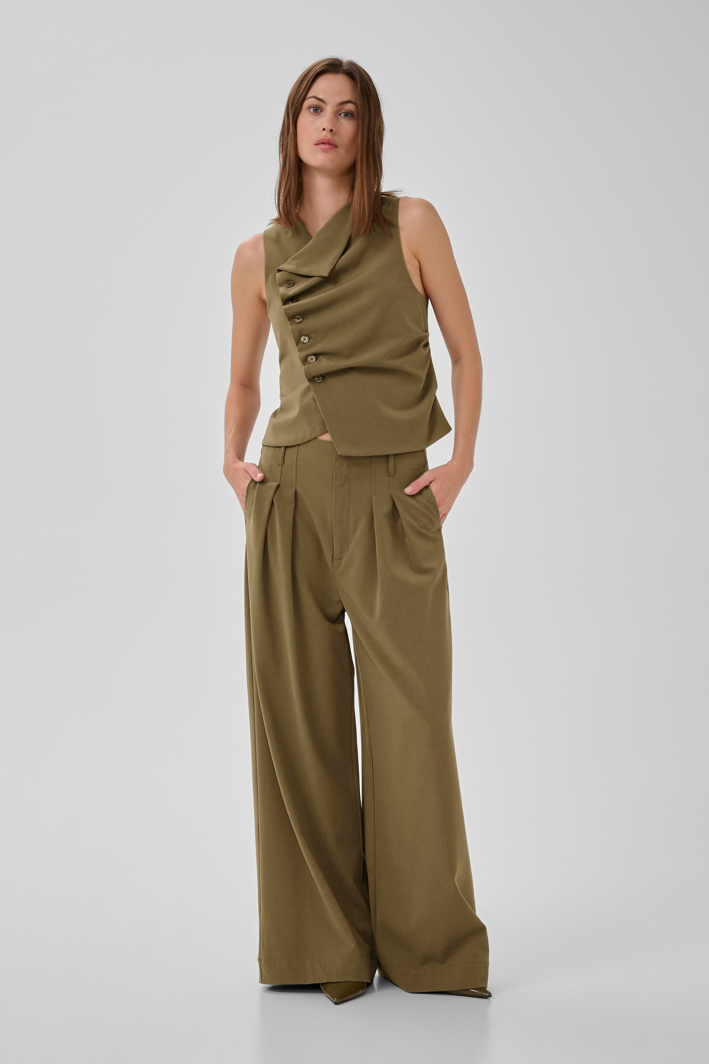 MWHace Top LOOKBOOK FRONT 10705499-180820