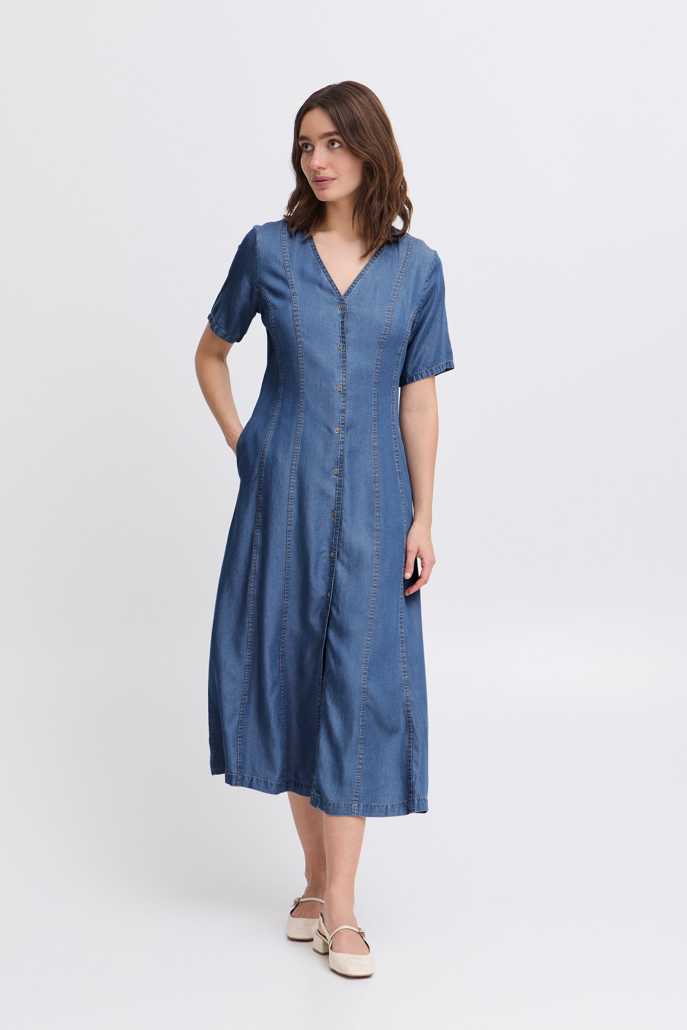 BYKOSMO Kjole LOOKBOOK FRONT 20816479-200461