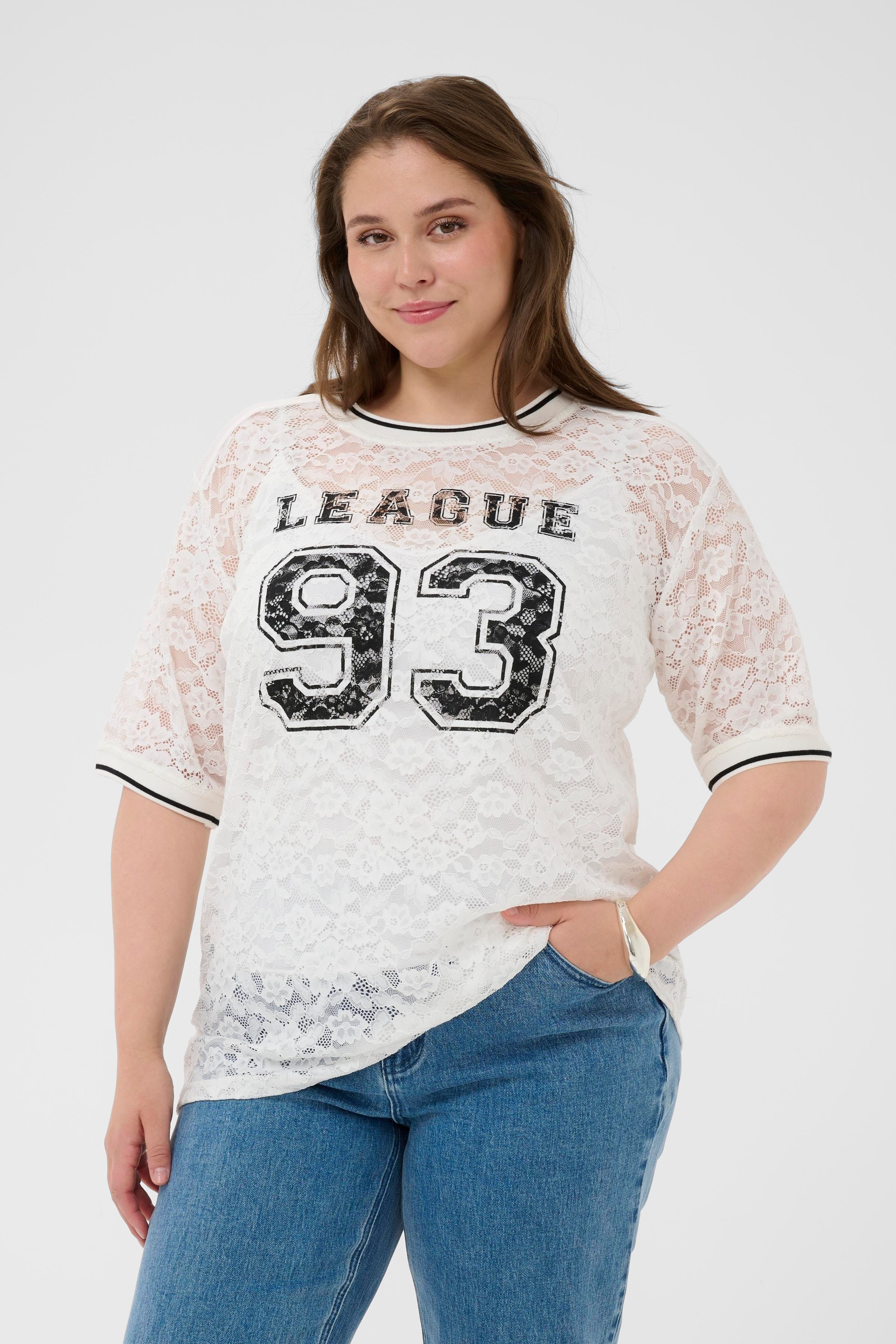 KCbella LOOKBOOK FRONT 10584066-110602