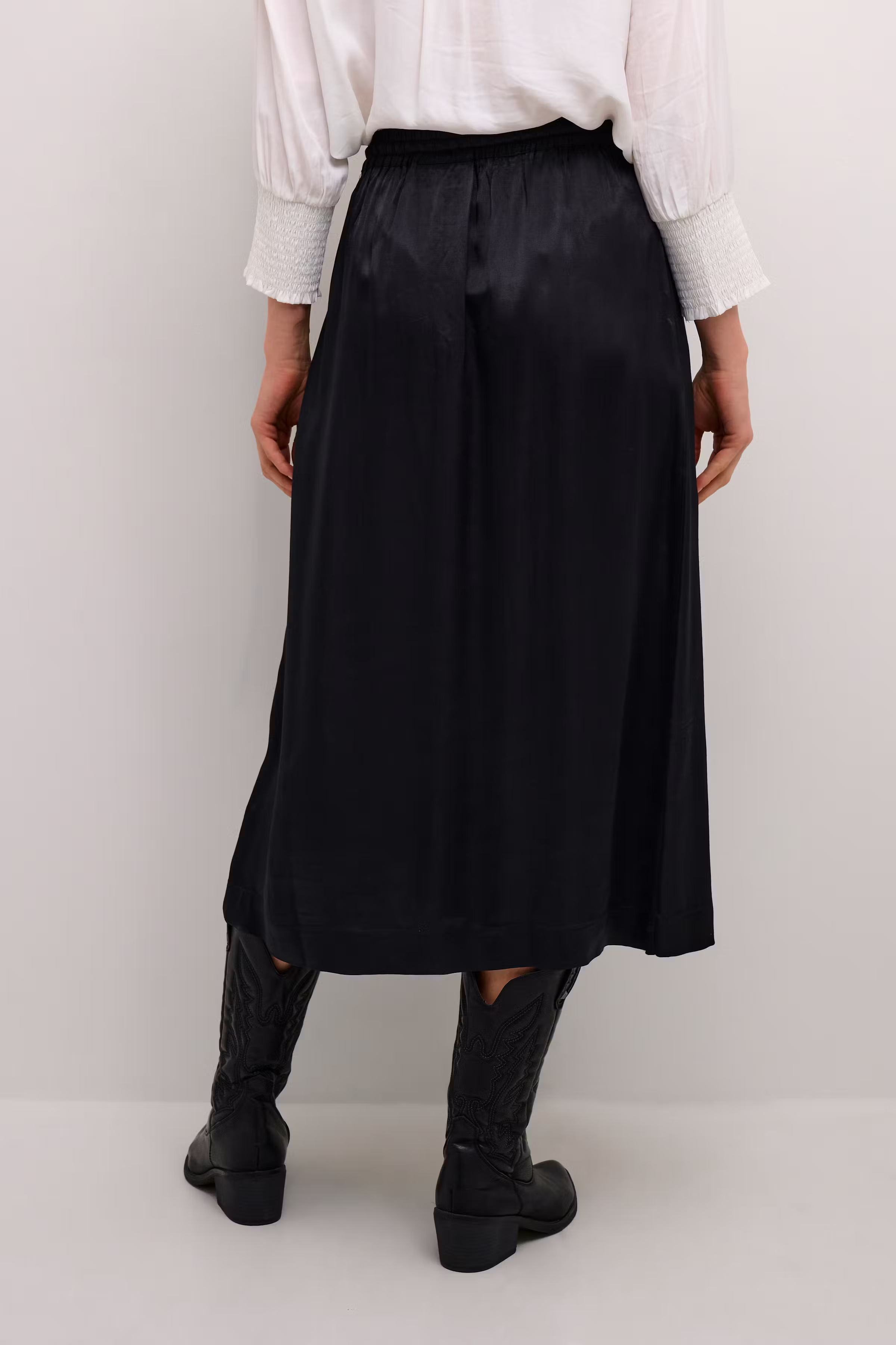 CRViria Rock LOOKBOOK BACK 10612907-100120