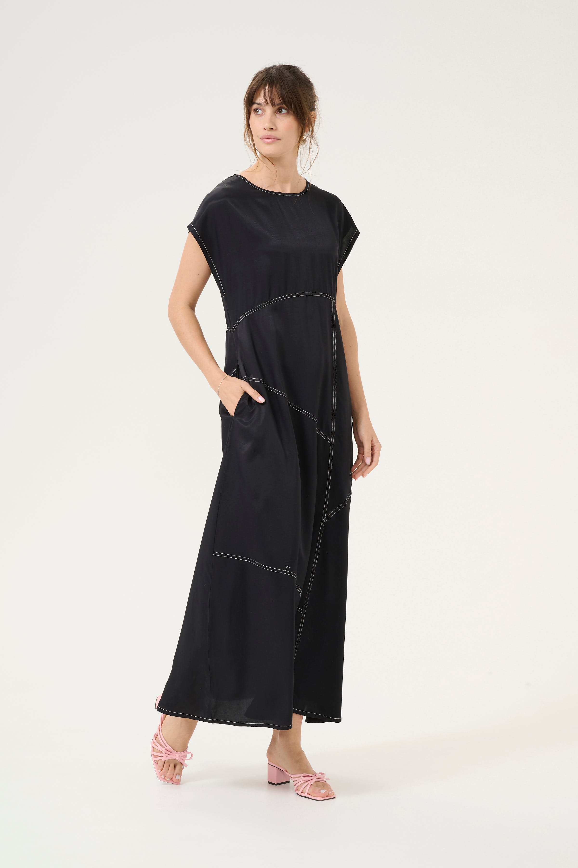 CUcenta Klänning LOOKBOOK FRONT 50111610-500012