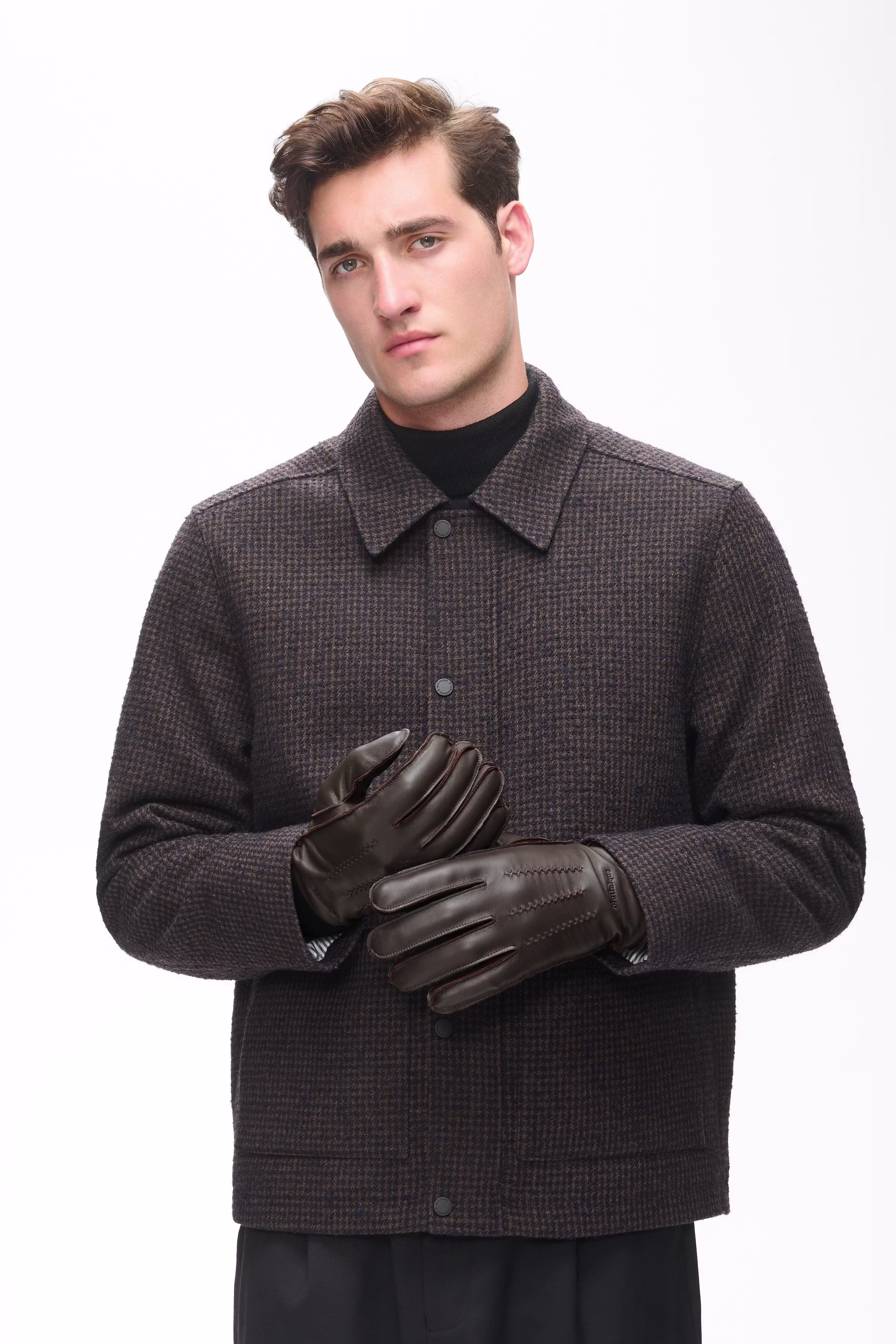 MAtrewy Leather Gloves LOOKBOOK FRONT 30204795-191101