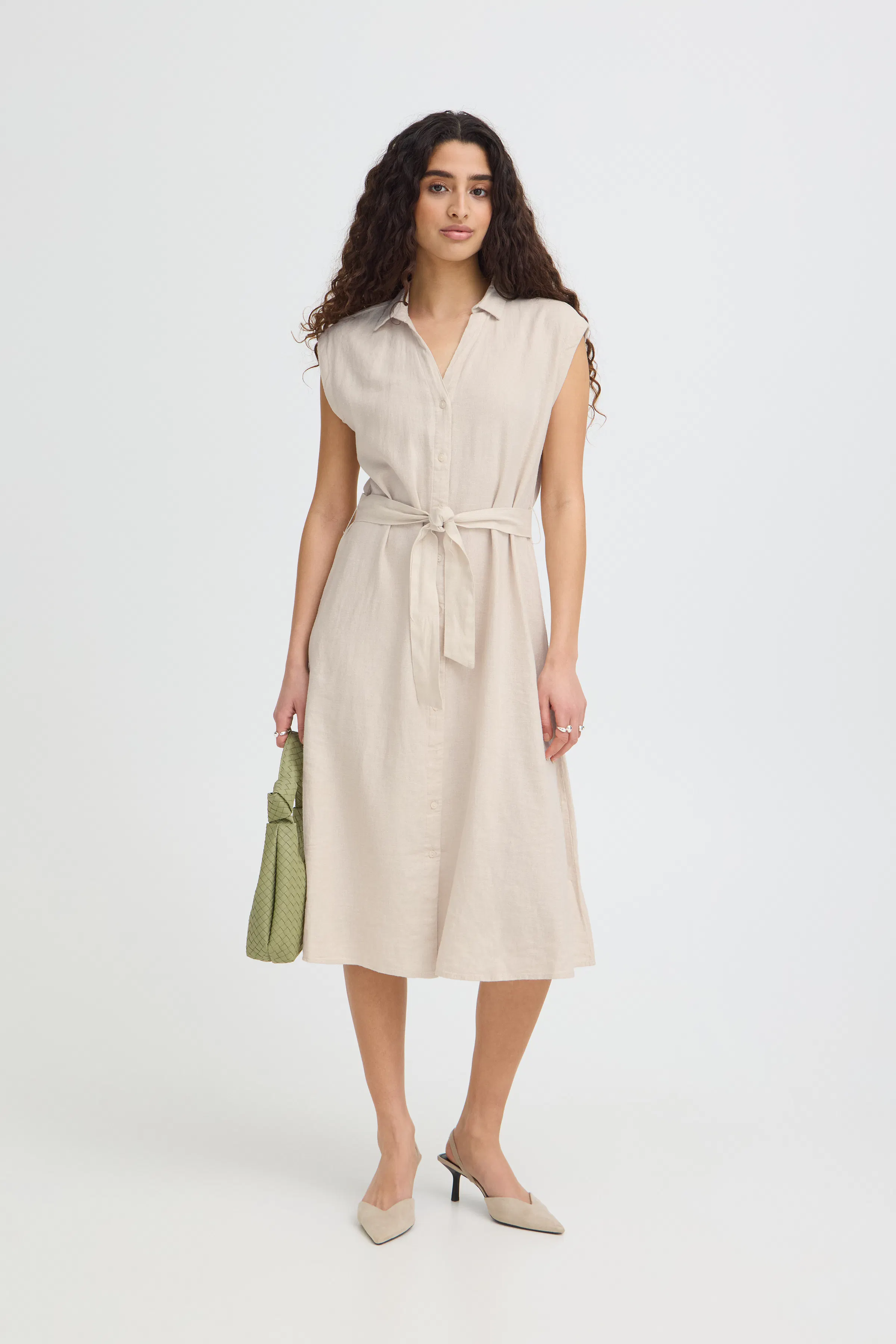 IHLINNO Kjole LOOKBOOK FRONT 20122928-204424